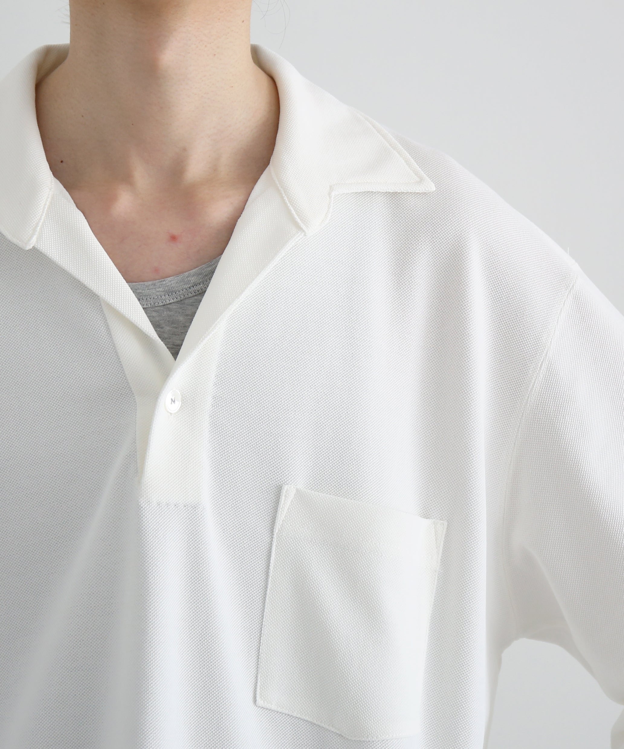 NEONSIGN Unfinished polo "hcs" "OFF WHITE"