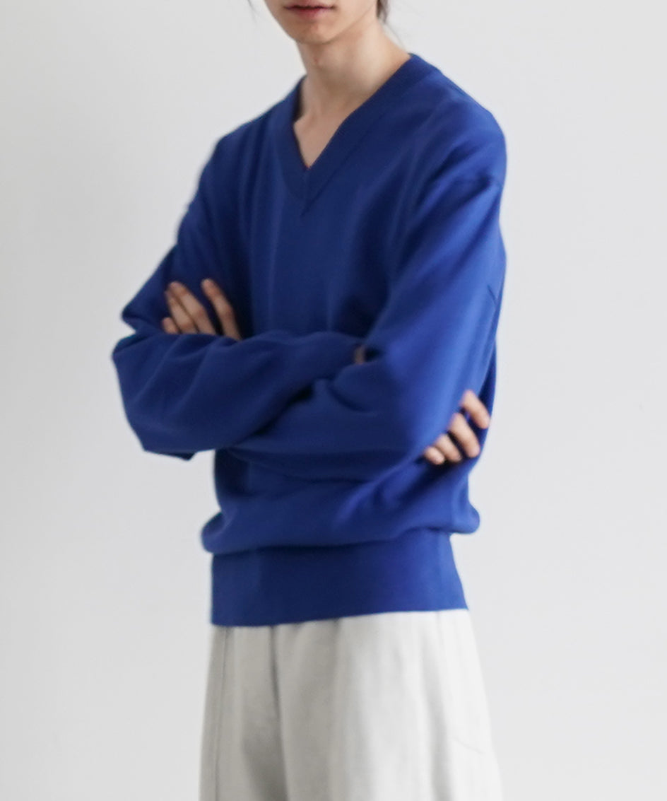 KAIKO V neck sweater "BLUE"