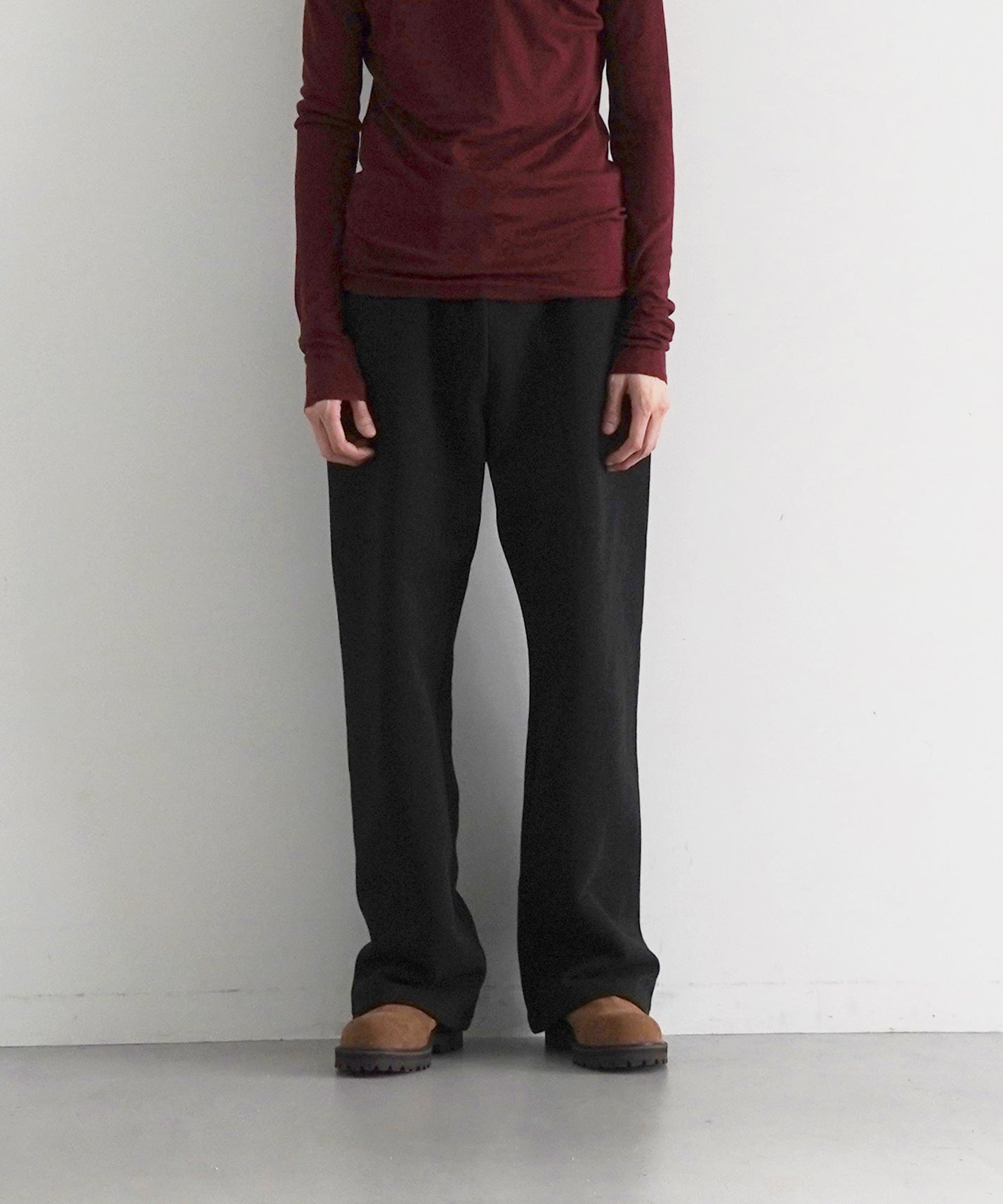entire studios Straight leg sweatpant "OFF WHITE"