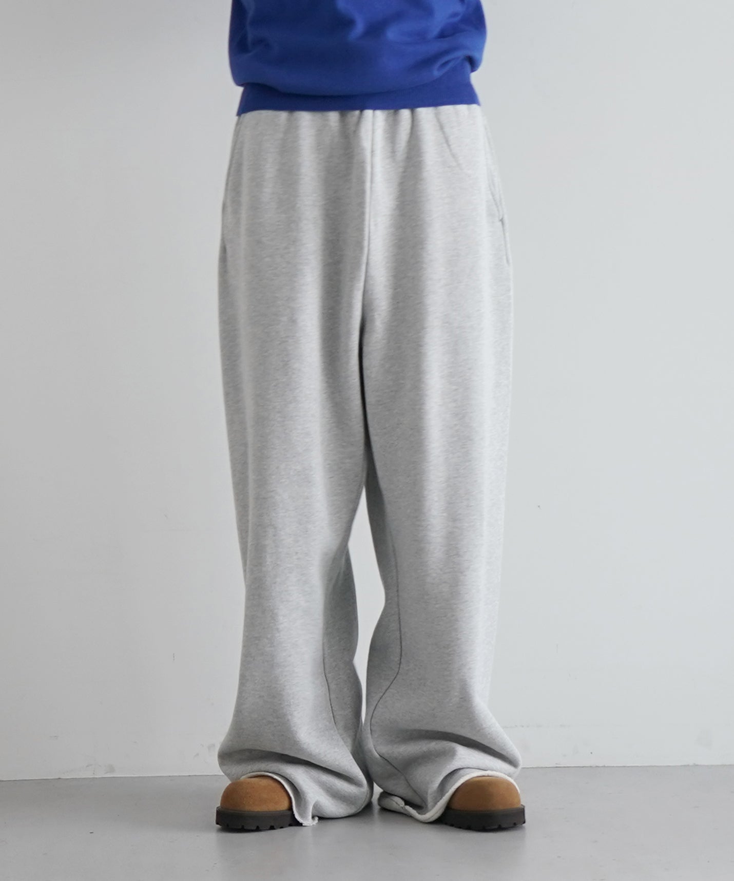 entire studios Full sweatpant "SILVER"