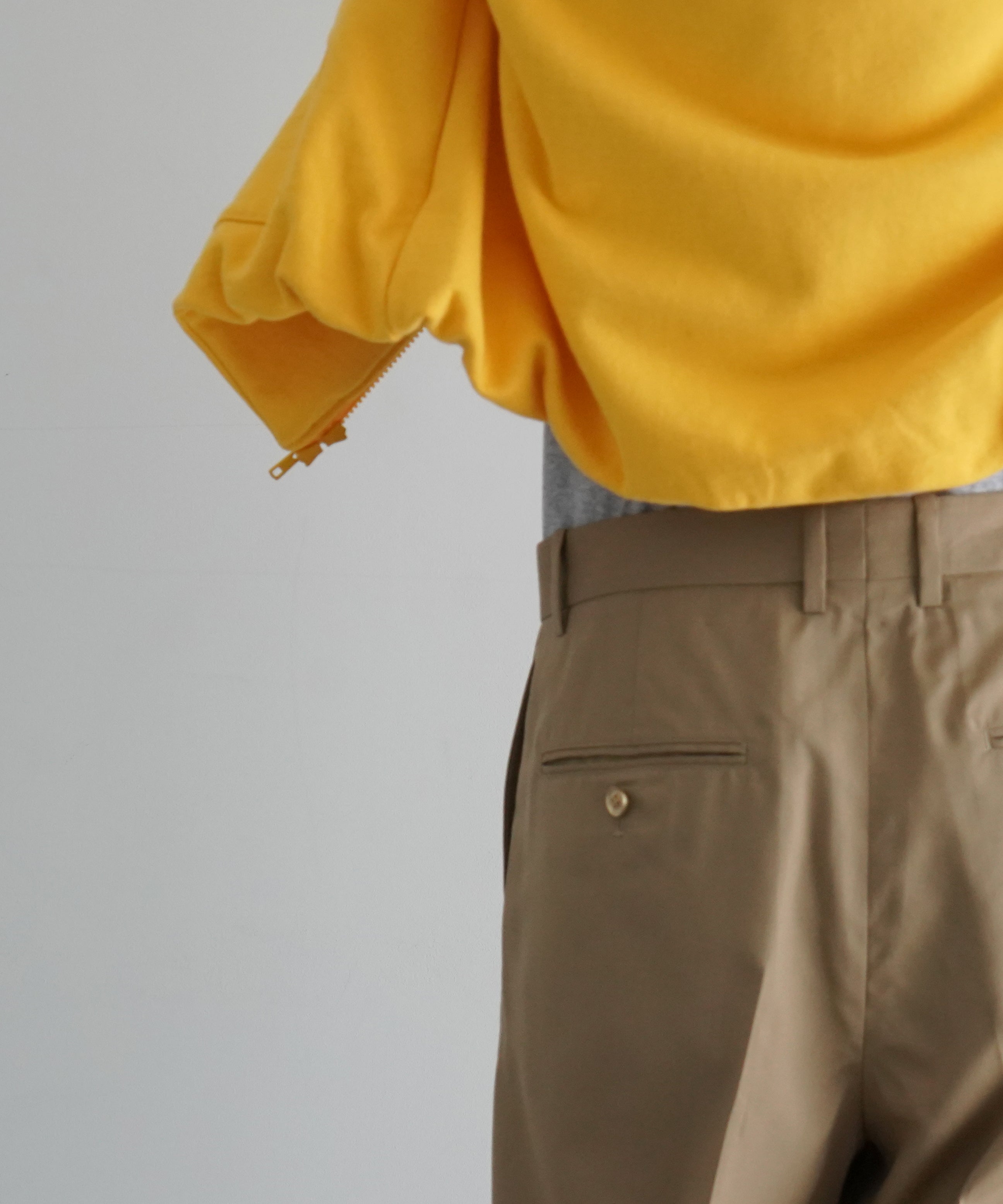 UNUSED Uw1152 wool slacks "BEIGE"