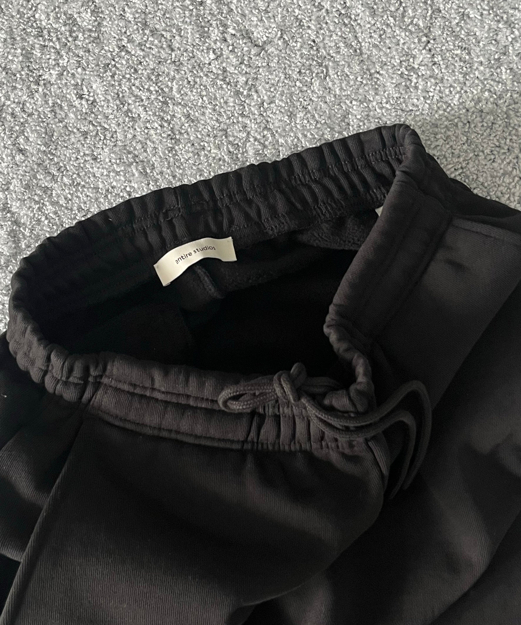 ENTIRE STUDIOS Straight leg sweatpant "BLACK"