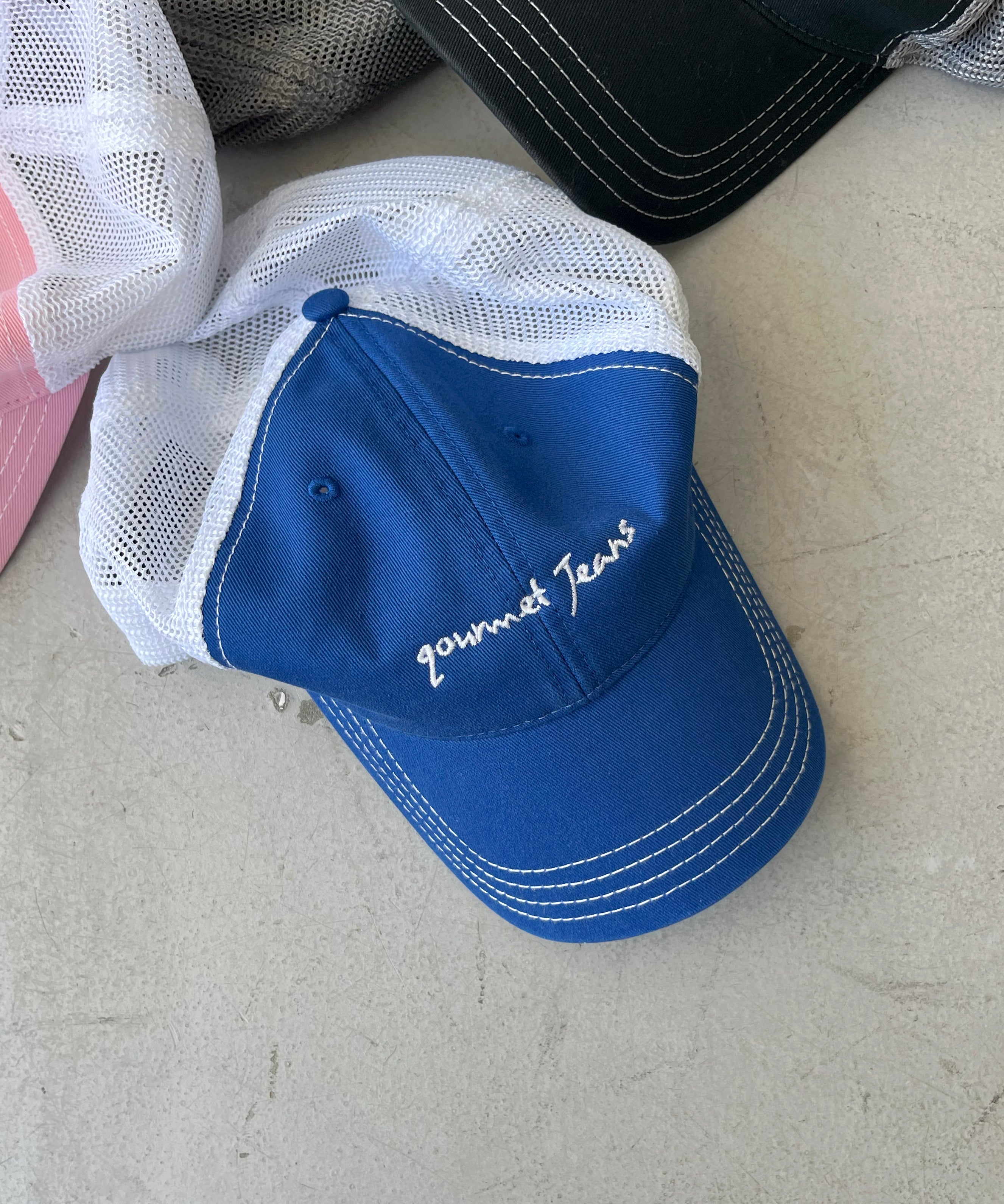 【EXCLUSIVE】gourmet jeans Mesh cap gourmet jeans "BLUE×WHITE"