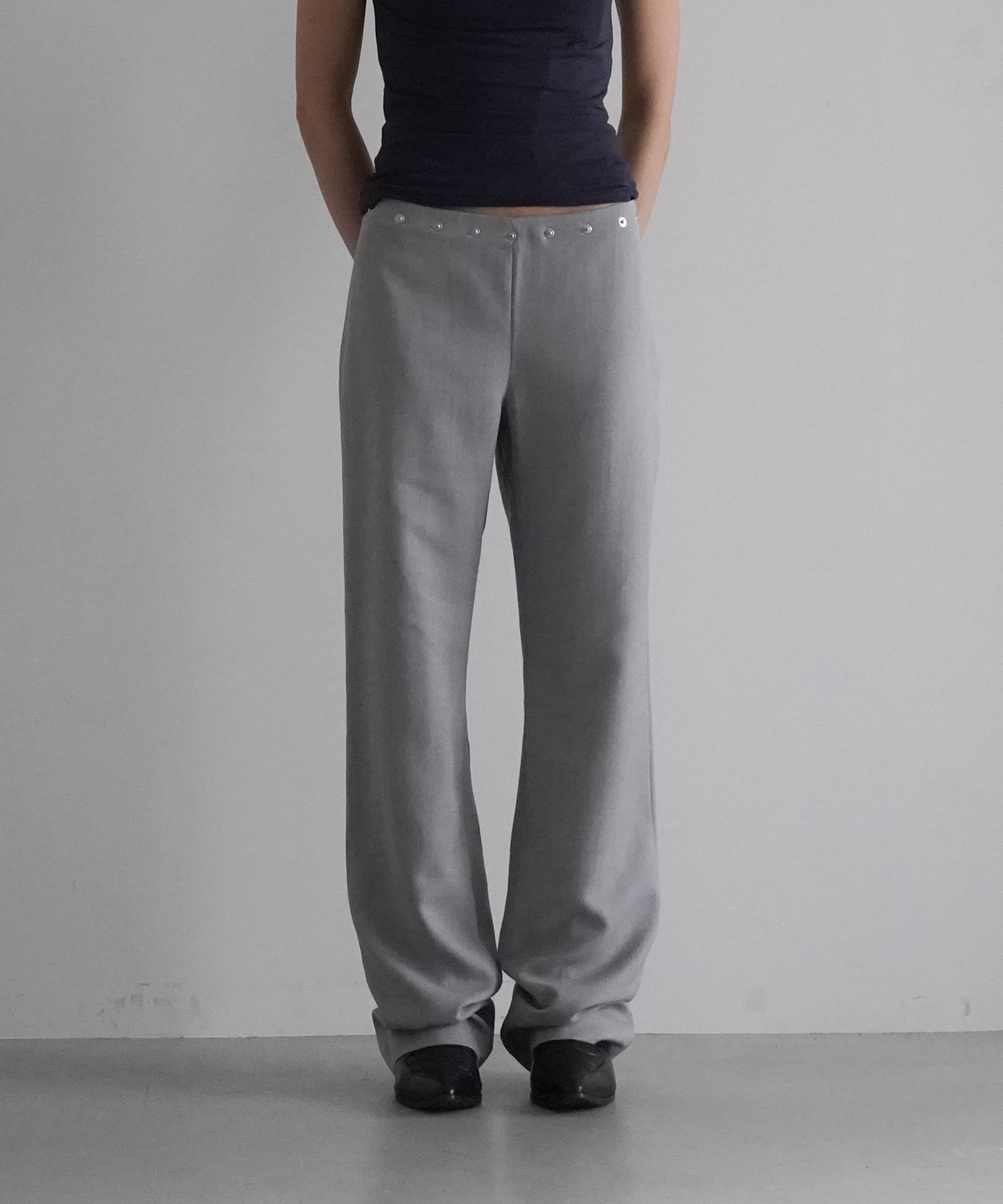 Paloma Wool Dain snaps "LIGHT GREY"