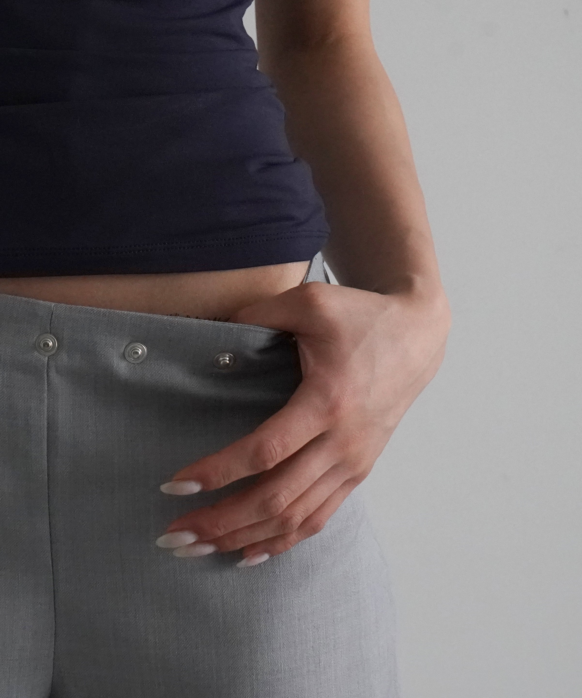 Paloma Wool Dain snaps "LIGHT GREY"