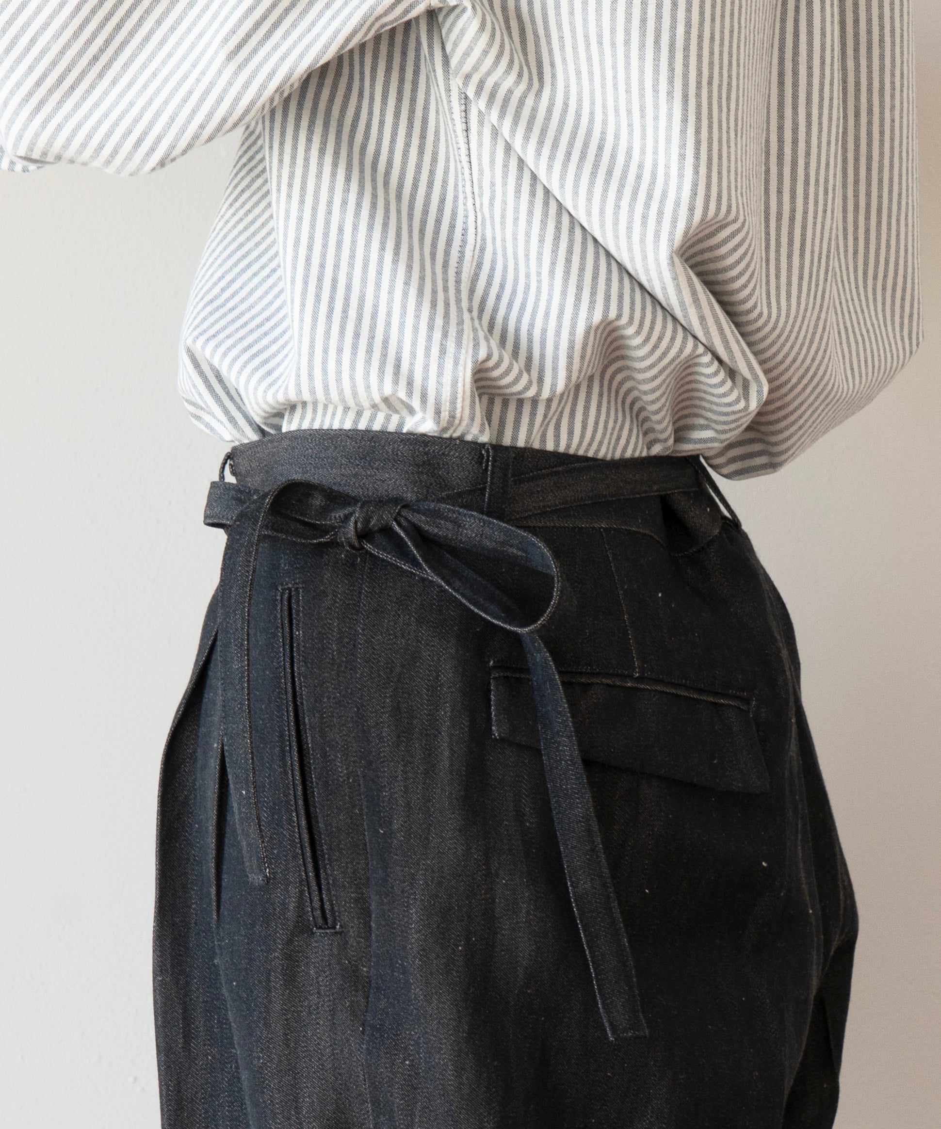OLD FOLK HOUSE Wool & linen trousers "BLACK&NATURAL"