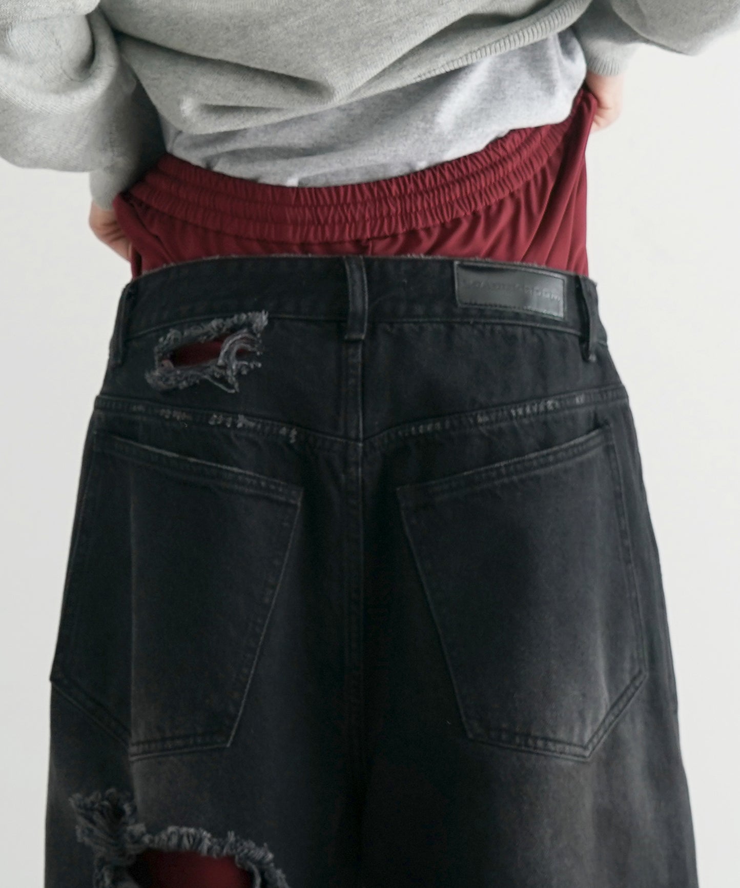 LOADINGROOM Double denim track pants men "BLACK"