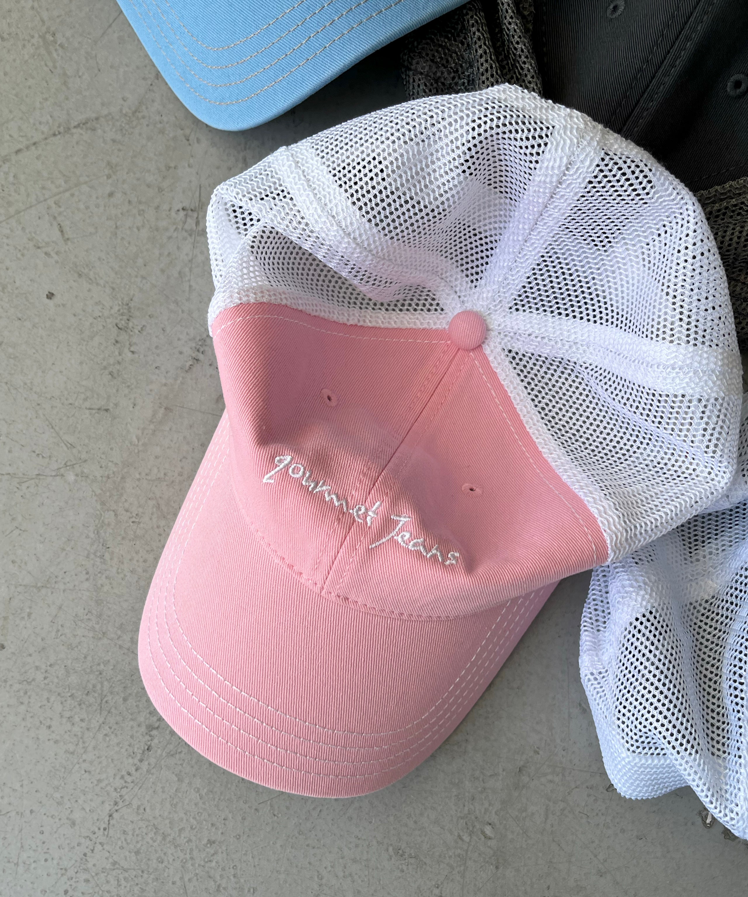【EXCLUSIVE】gourmet jeans Mesh cap gourmet jeans "PINK×WHITE"