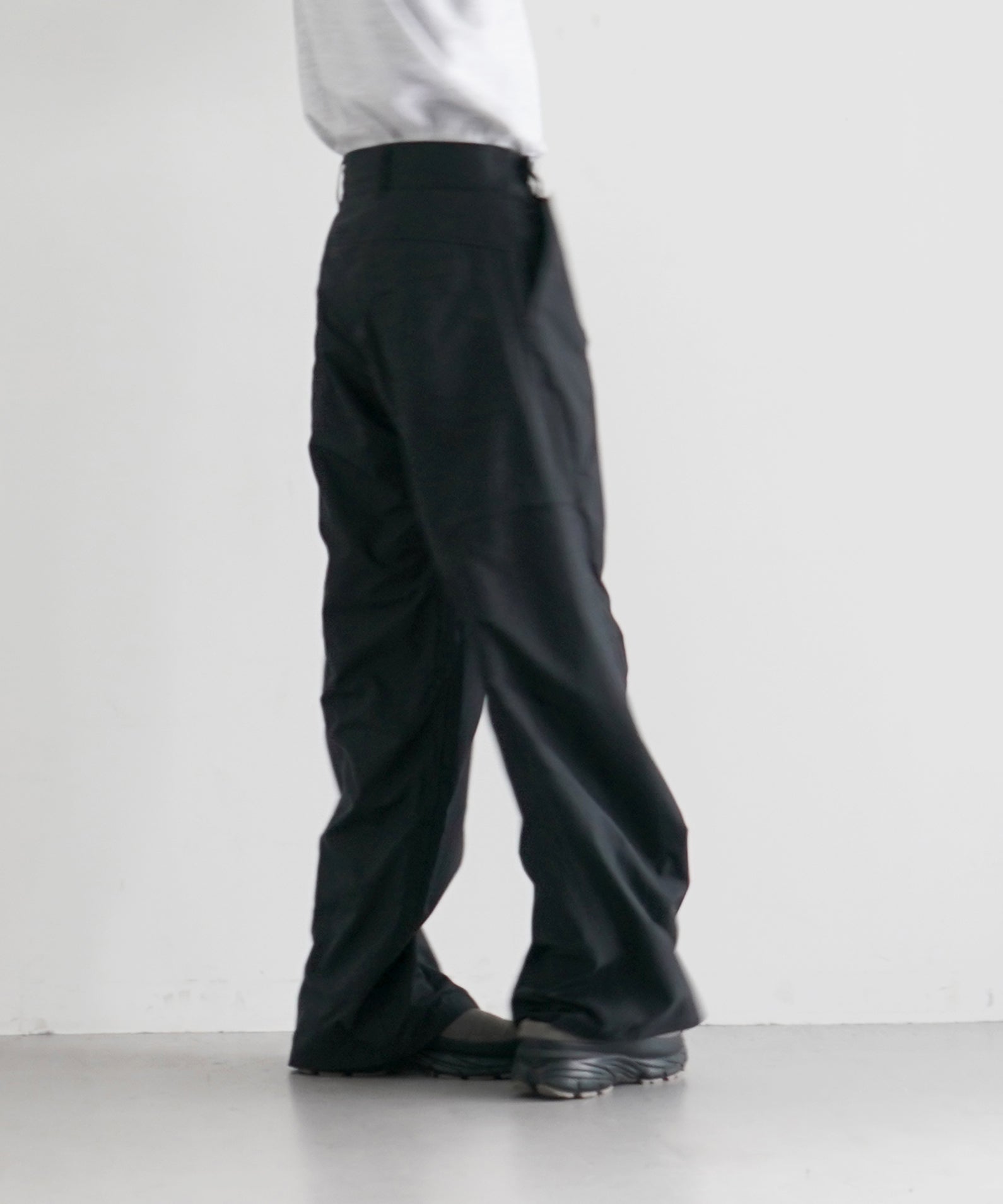 OPPOSE DUALITY 8Pocket panel wide shell trs "BLACK"