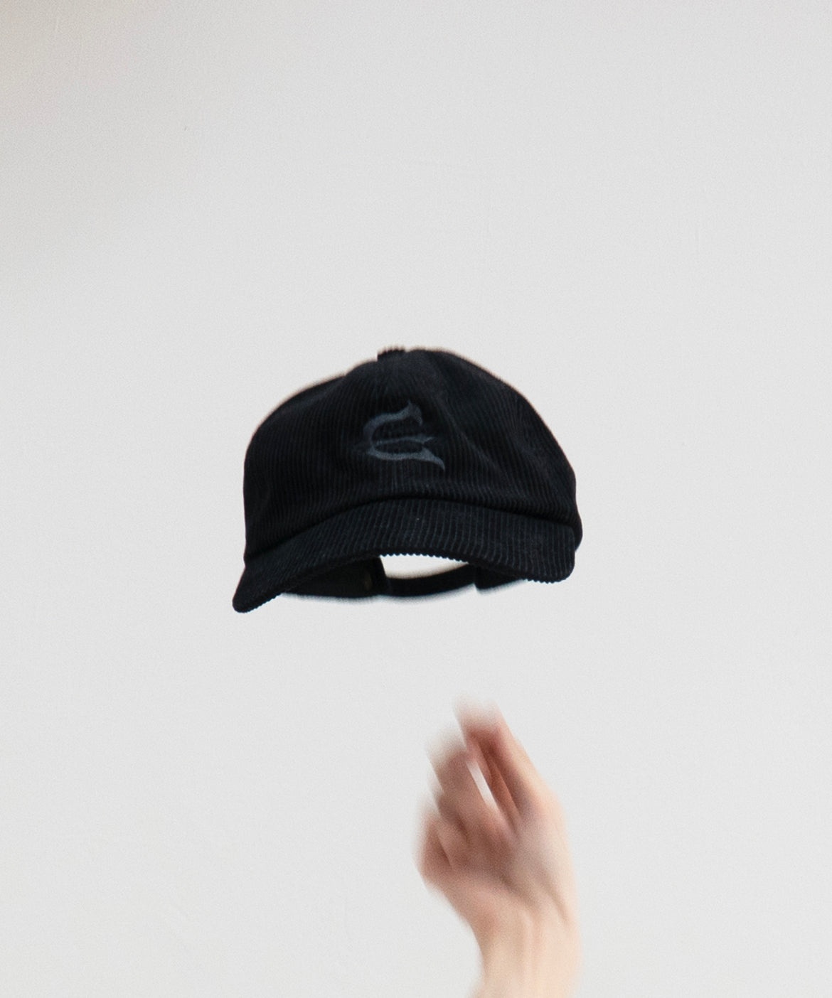 Evisen Skateboardsゑ Cord one-up 6 panel "BLACK"
