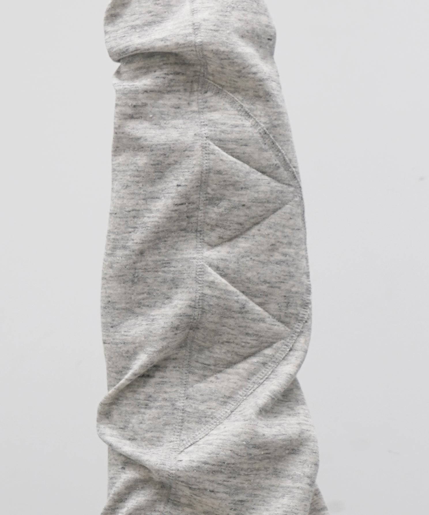 ensou. D-shaped long sleeve tee "TOP GREY"