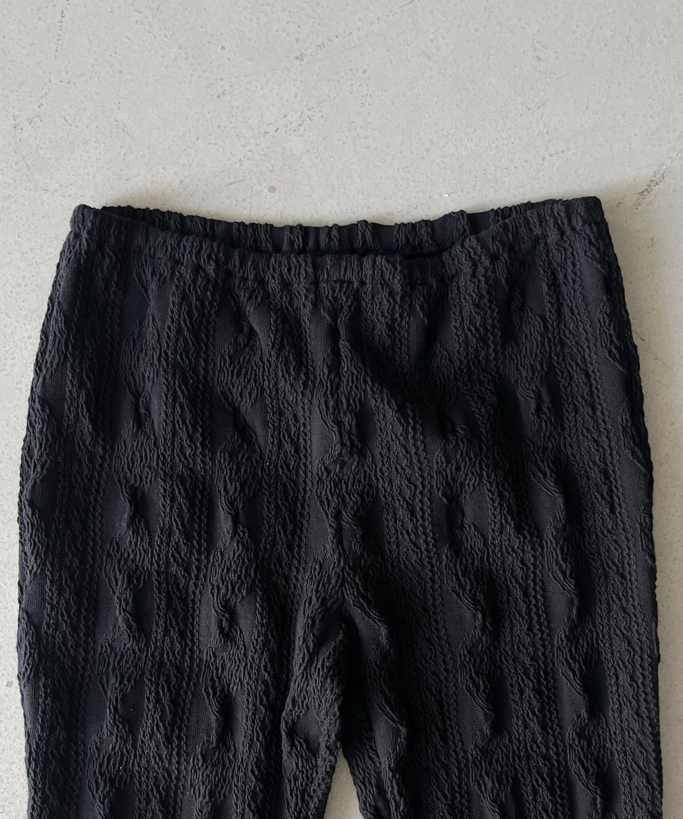 kotohayokozawa Shrunk - knit legging pants "BLACK"
