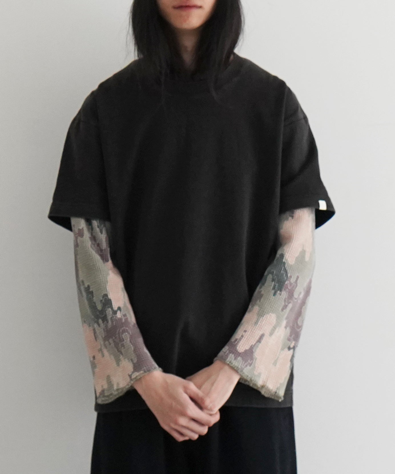 FAF(FAKE AS FLOWERS) Camo double sleeve tee "ECRU"