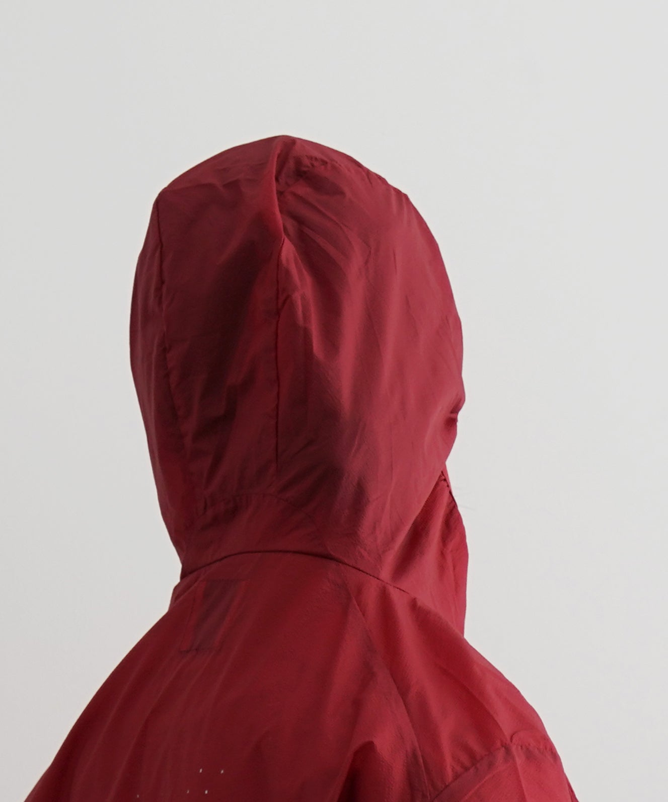 ROA Hue packable wind jacket "DARK RED"