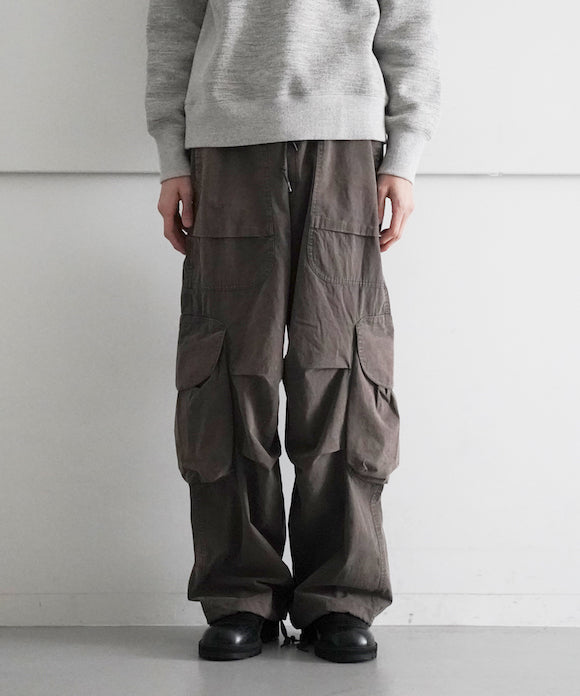 ENTIRE STUDIOS FREIGHT CARGO 