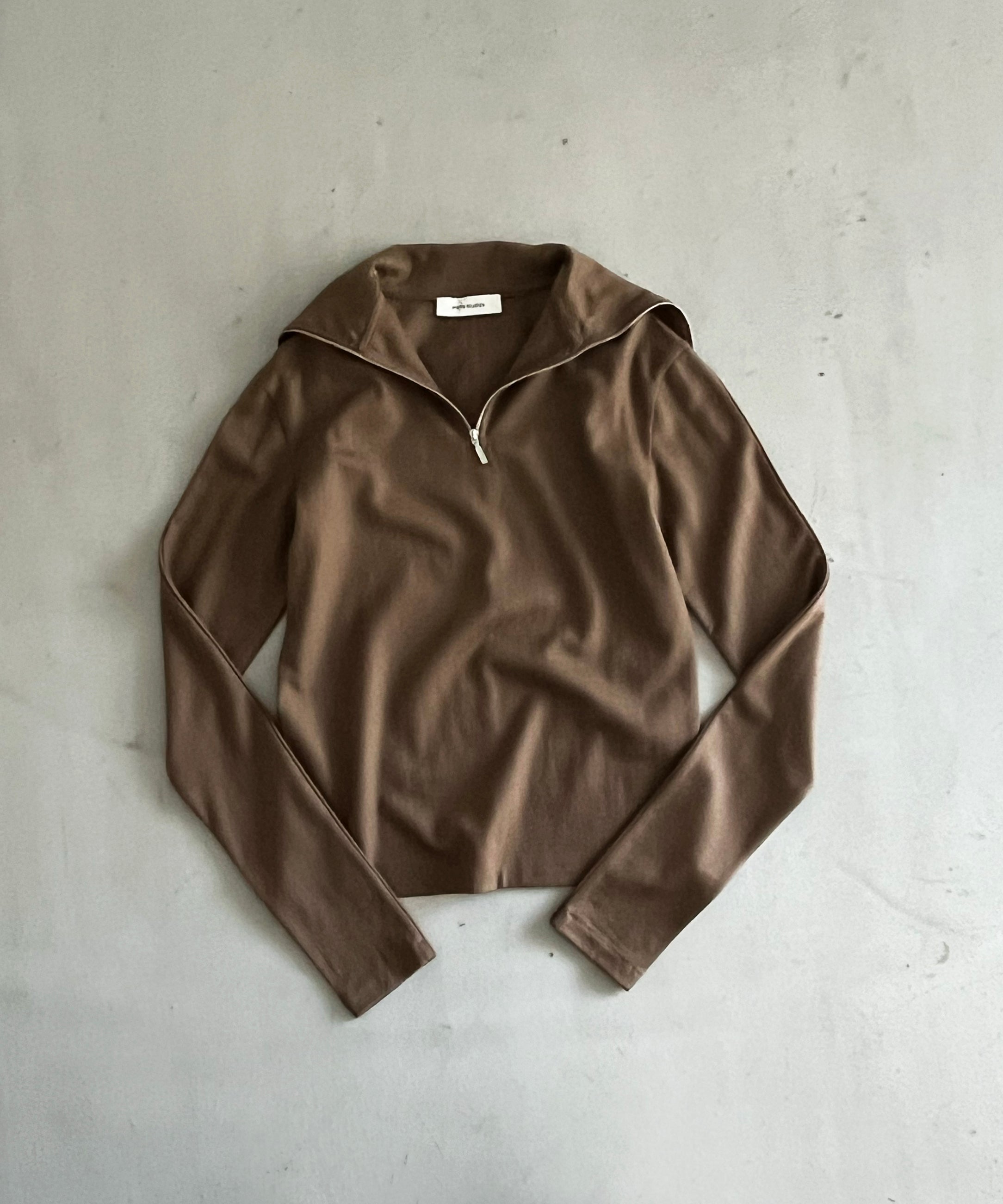 ENTIRE STUDIOS Apex wool top "TOP BROWN"