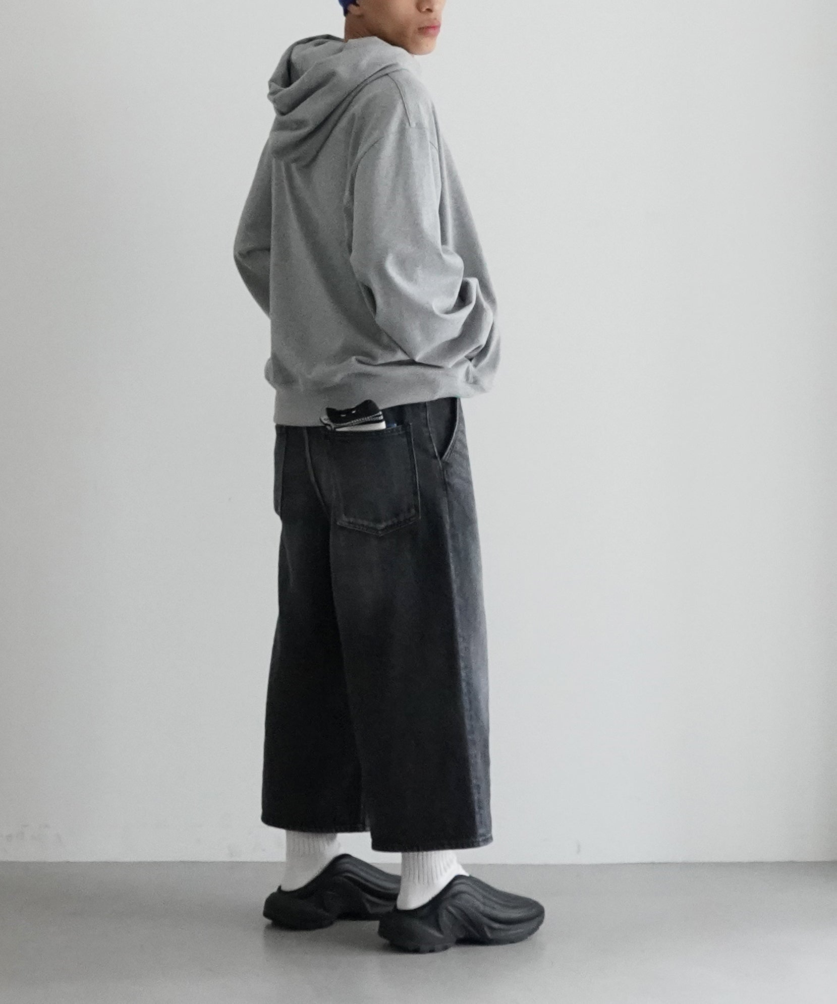 order Loose denim half pants used "BLACK"