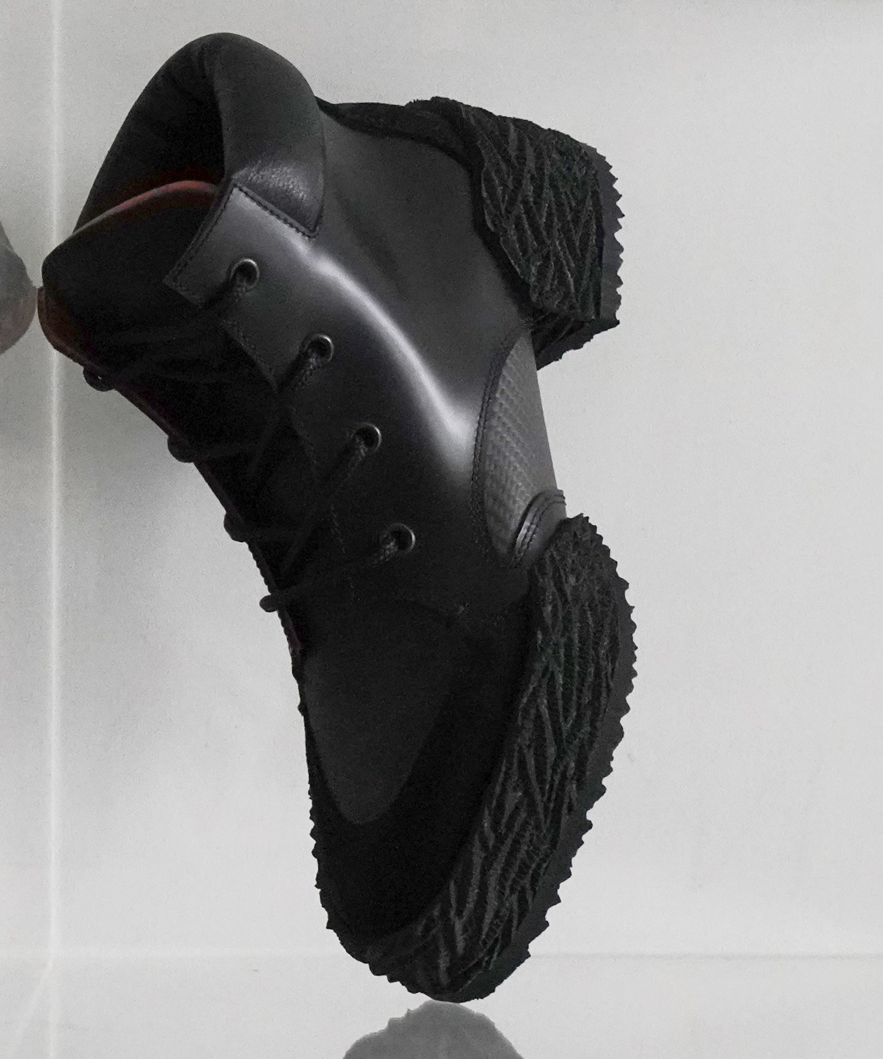 MIDORIKAWA RYO Carbon boots "BLACK"
