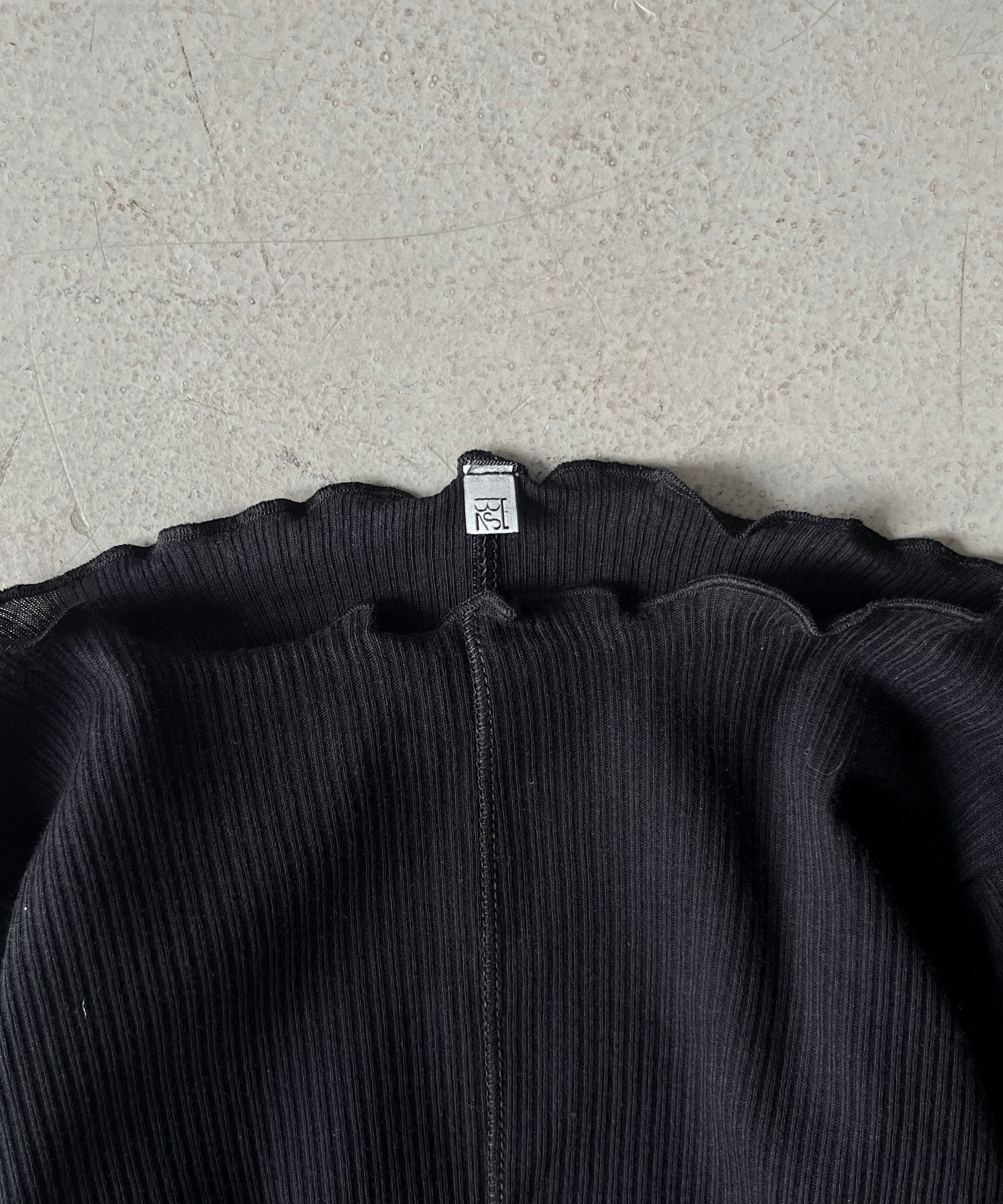 Baserange Pama long sleeve "BLACK"