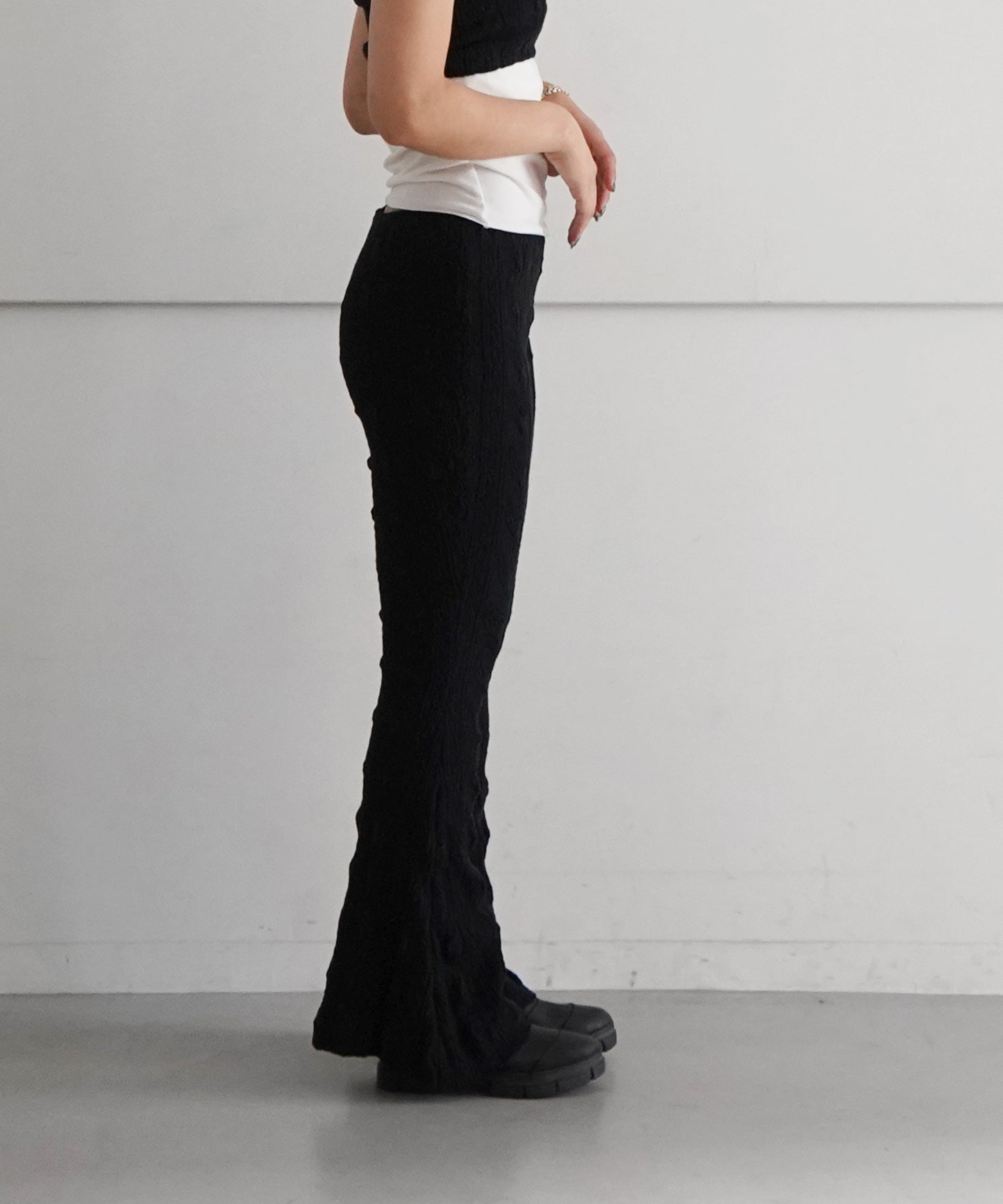 kotohayokozawa Shrunk - knit legging pants "BLACK"