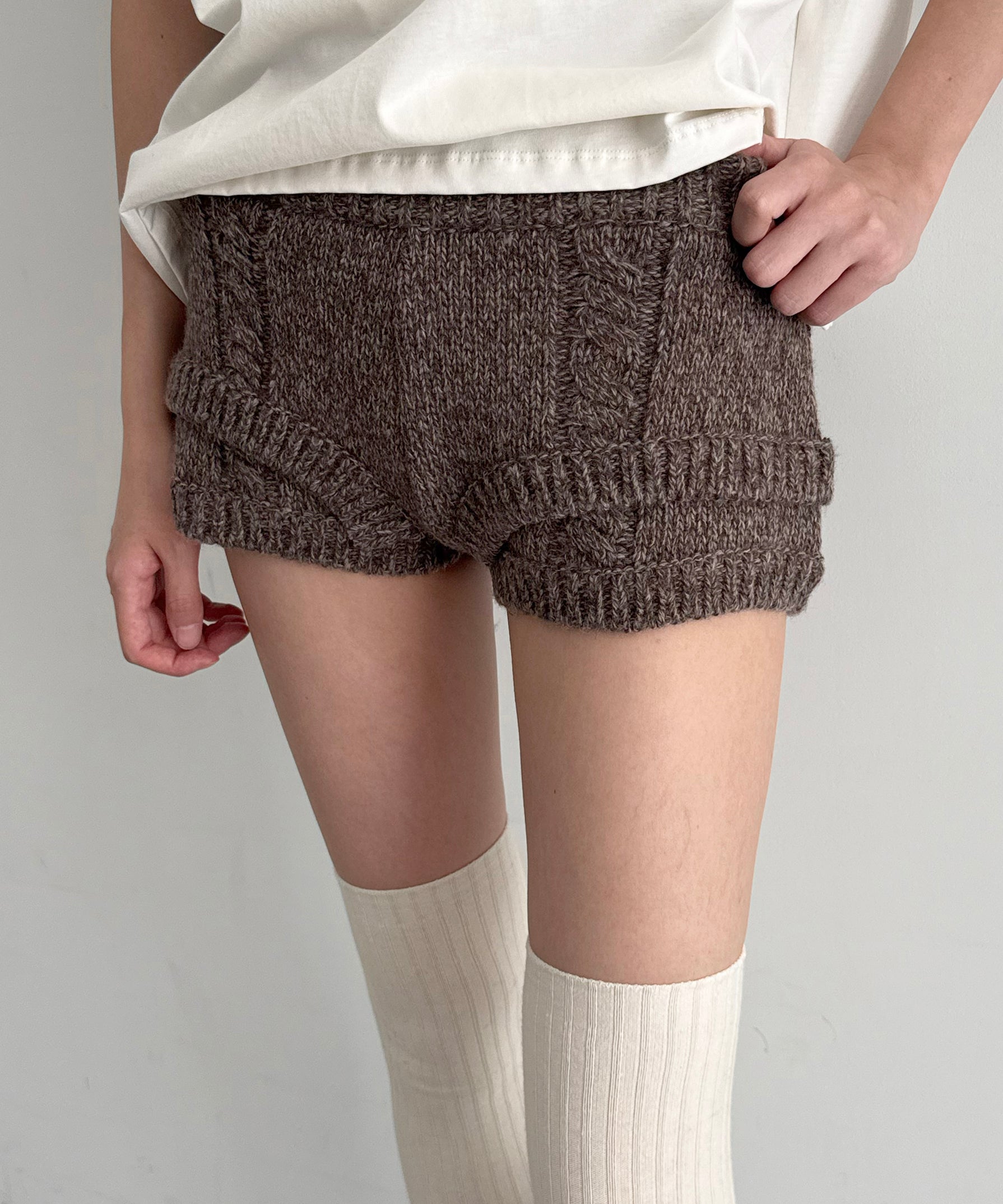 ULIKASANCTUS Rope knit shorts "BLACK"