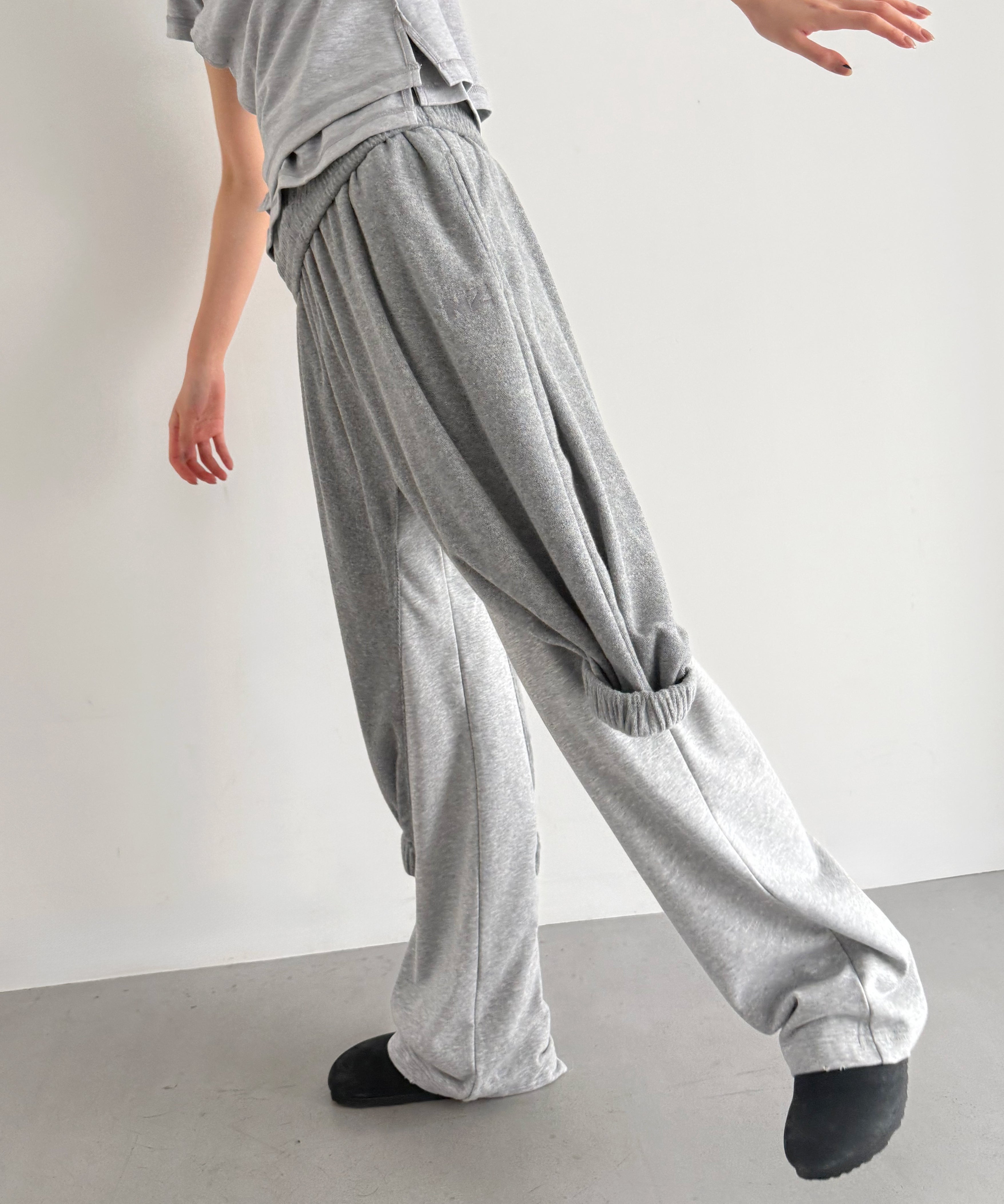 NATASHA ZINKO Aftercare joggers "GREY"