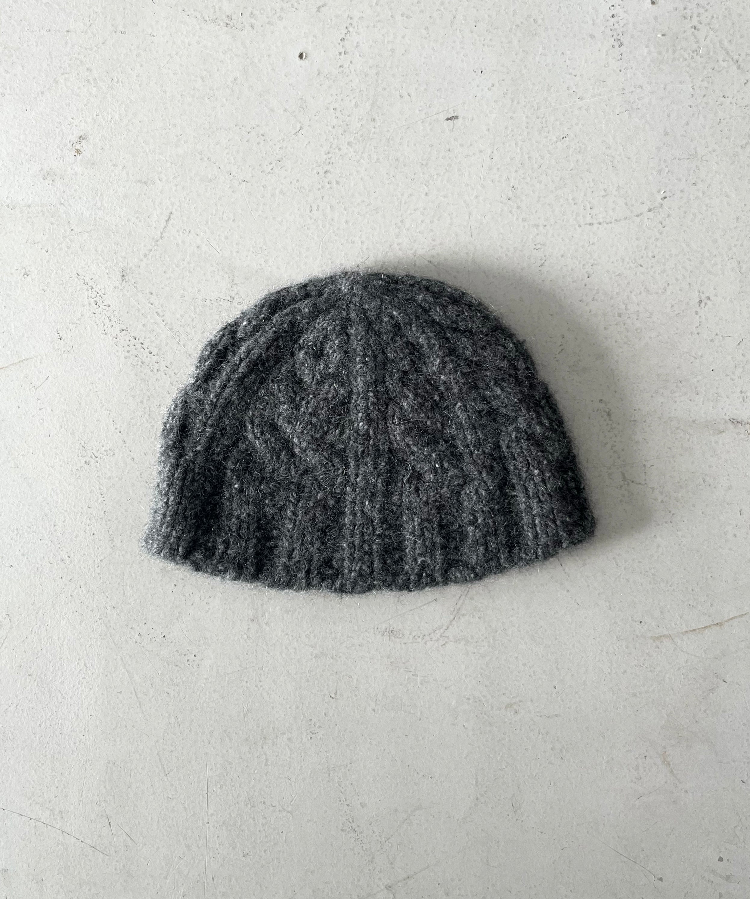 【EXCLUSIVE】crepuscule Cashmere knit cap "BEIGE"