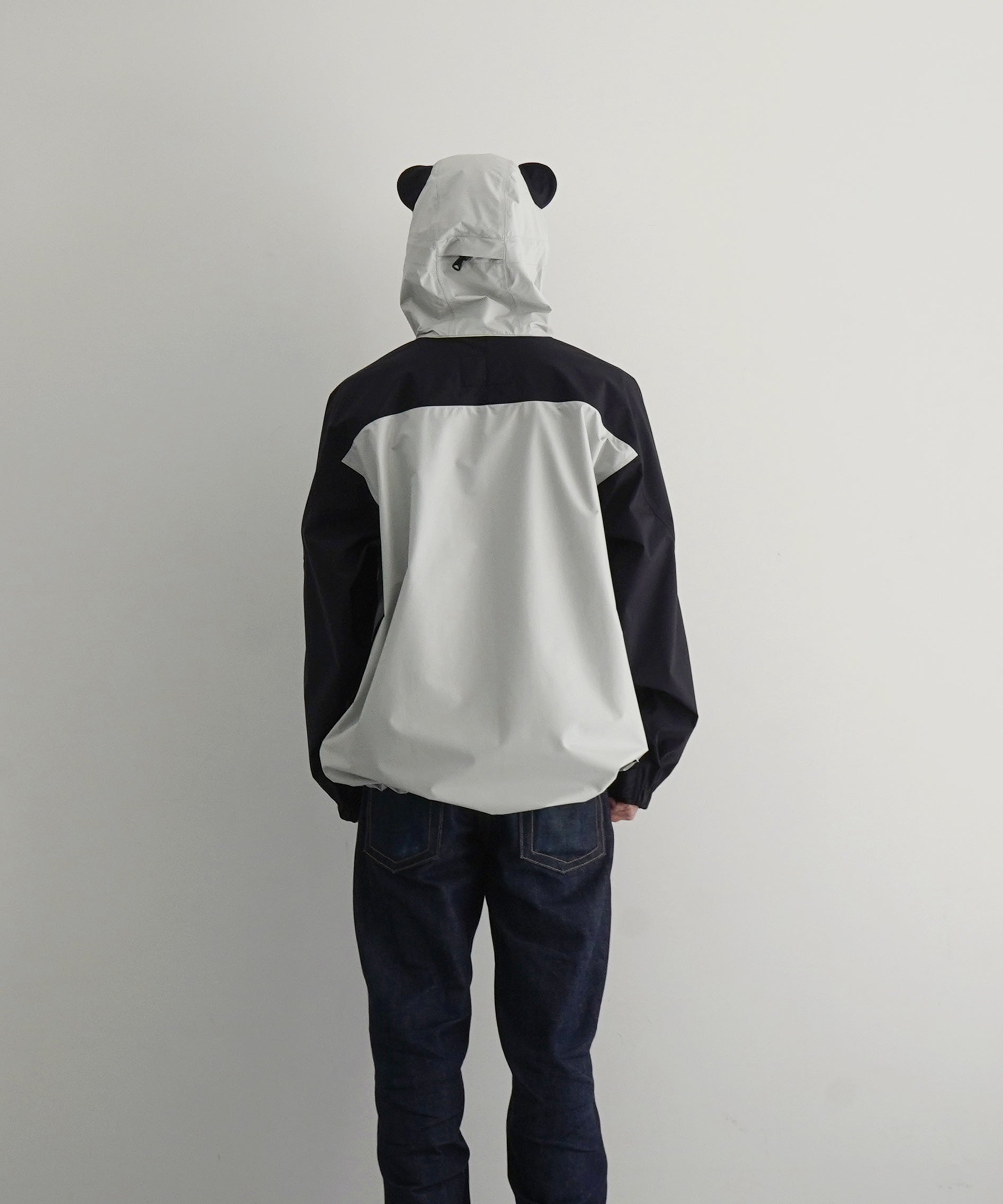 PHINGERIN Cumalice shell jacket resmildiv "A:LIGHT GRAY × BLACK"