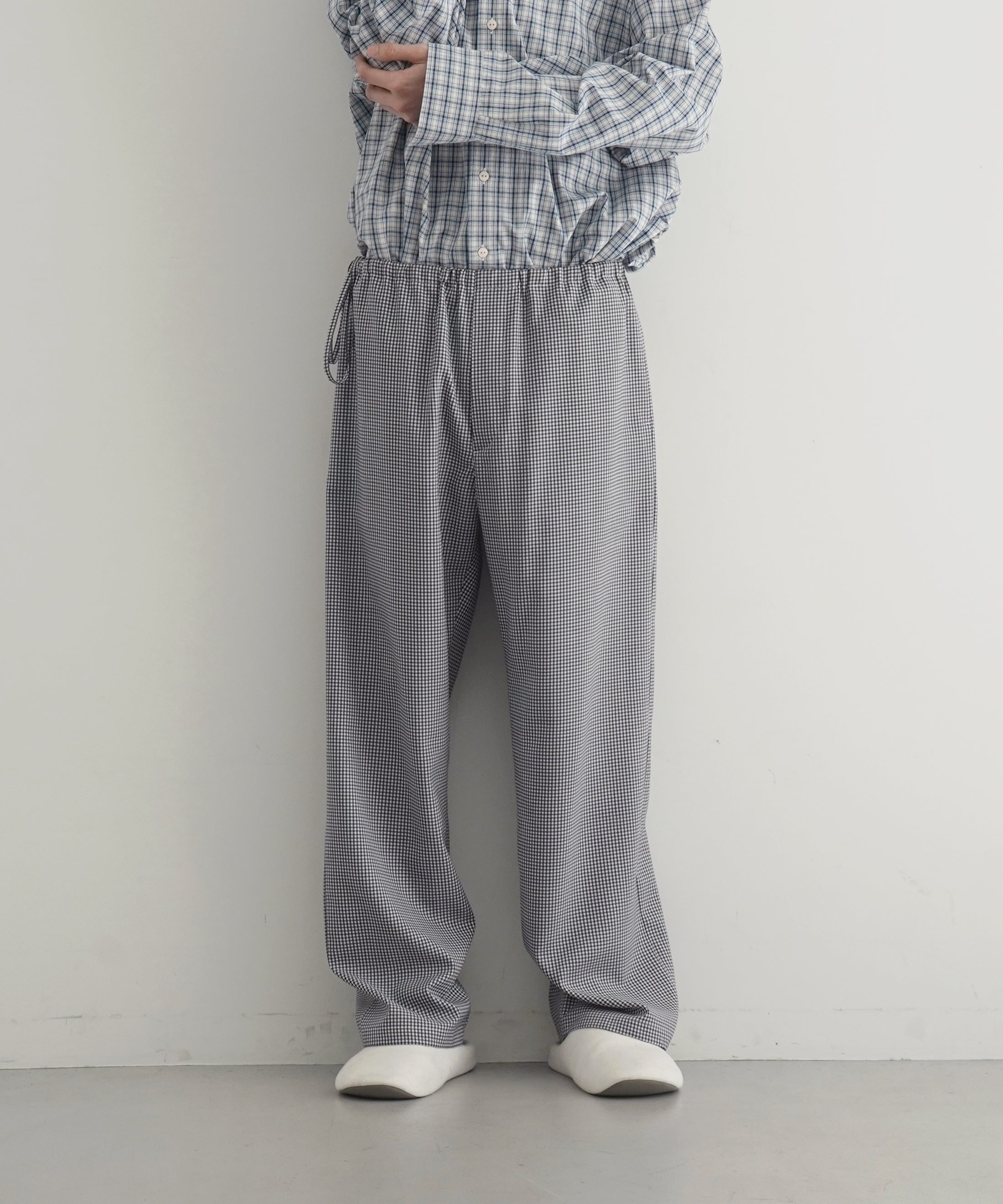 OLD FOLK HOUSE Wool lounge pants "WHITE & NAVY (GINGHAM)"