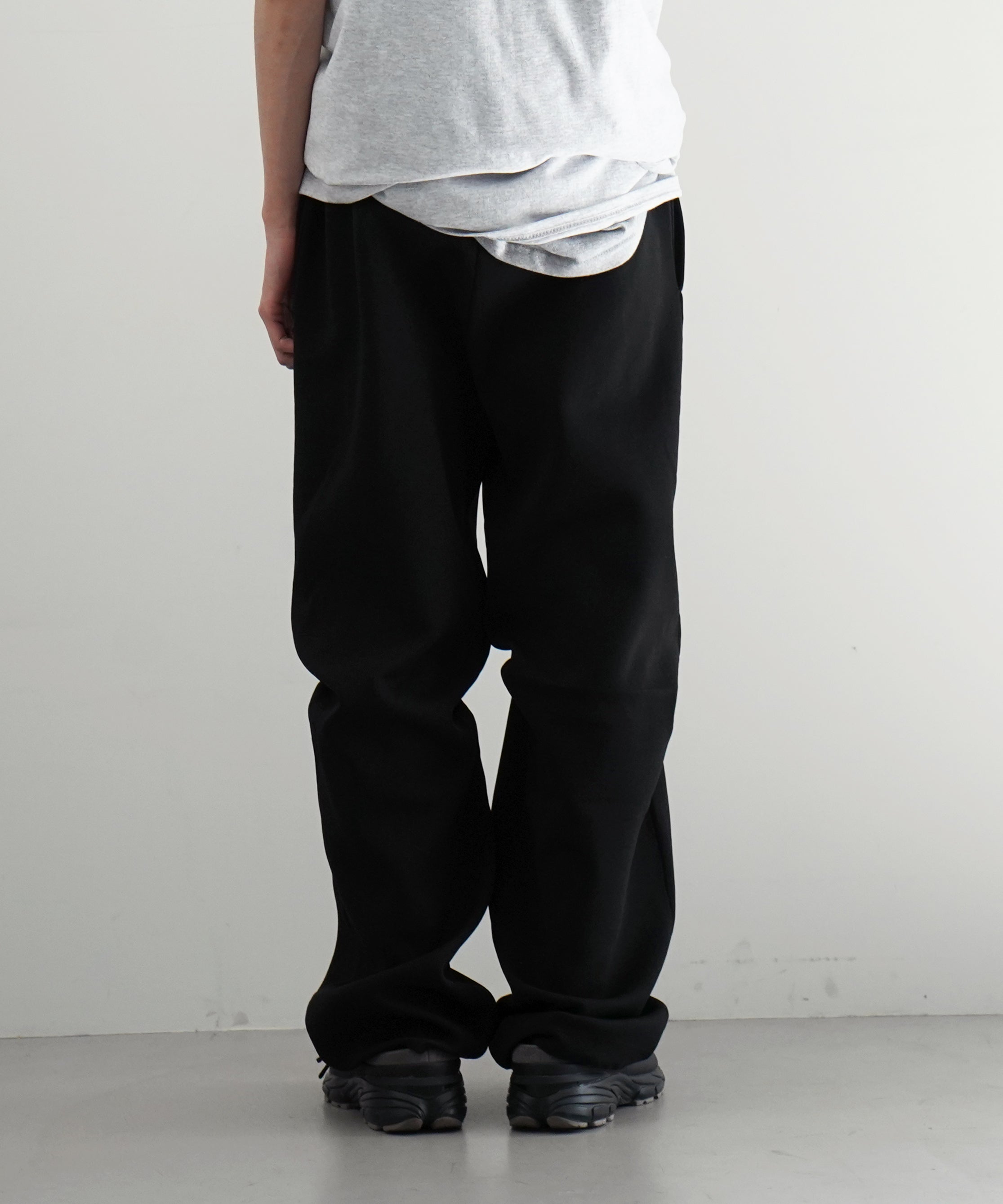 ISSUETHINGS Type87-p-00 "BLACK"