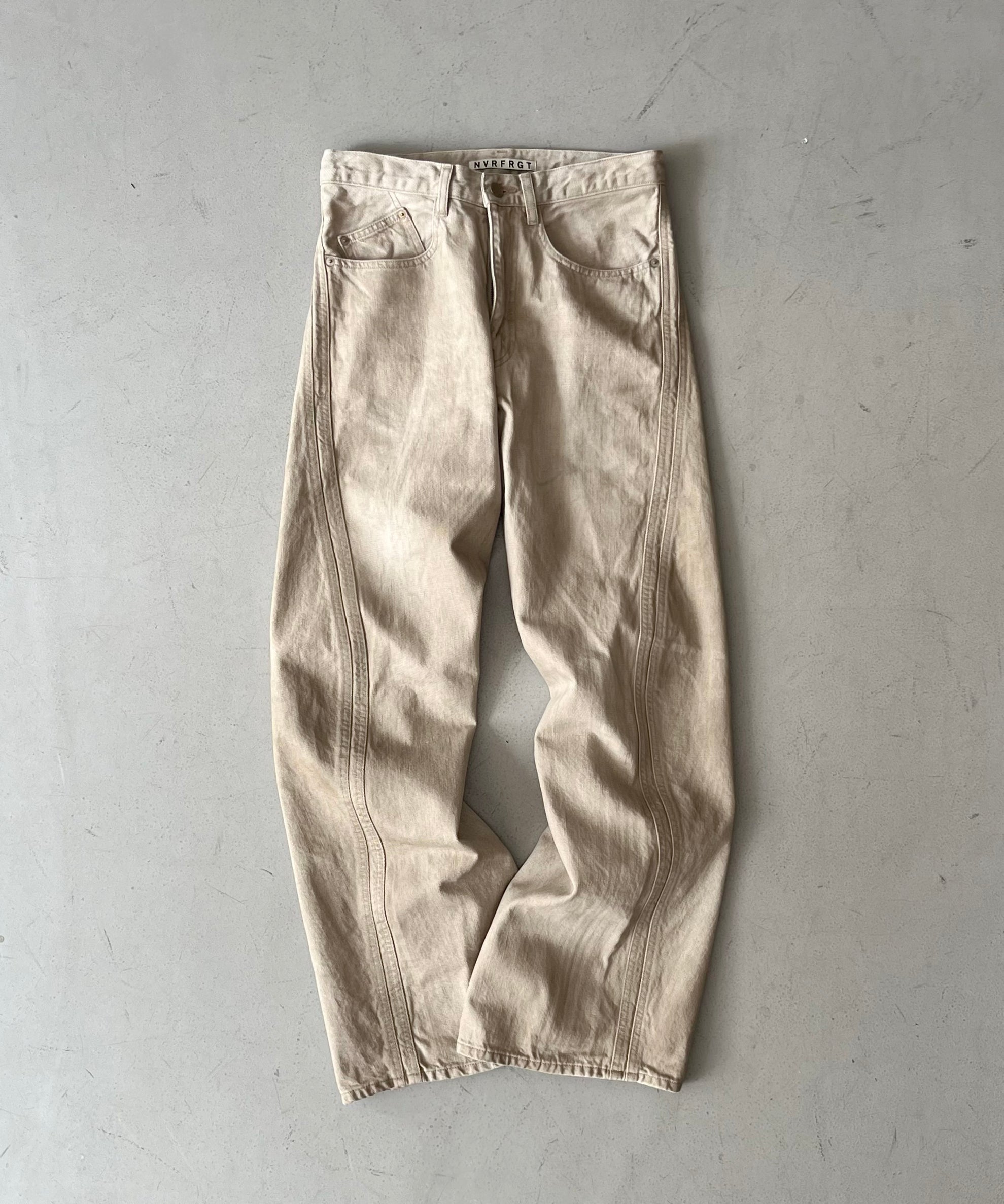 24AW〈NVRFRGT〉 3D Twisted Half Pants 24AW〈NVRFRGT〉 3D Twisted Half Pants｜24AW〈NVRFRGT〉 3D Twisted