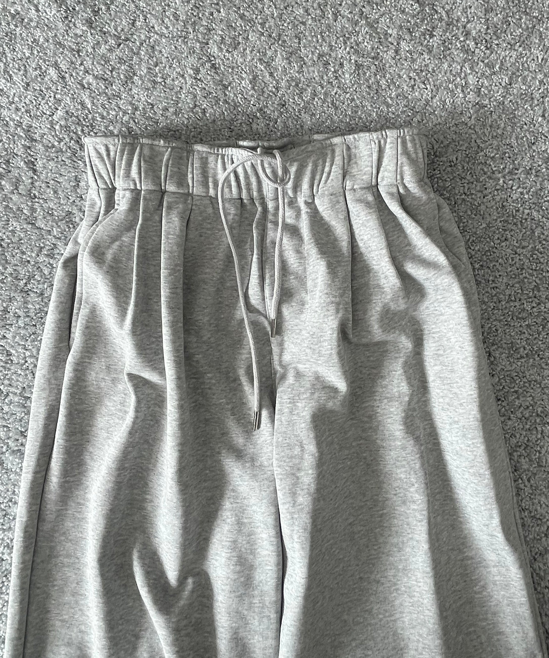 Basketcase Caldell,sweats "ASH GREY"