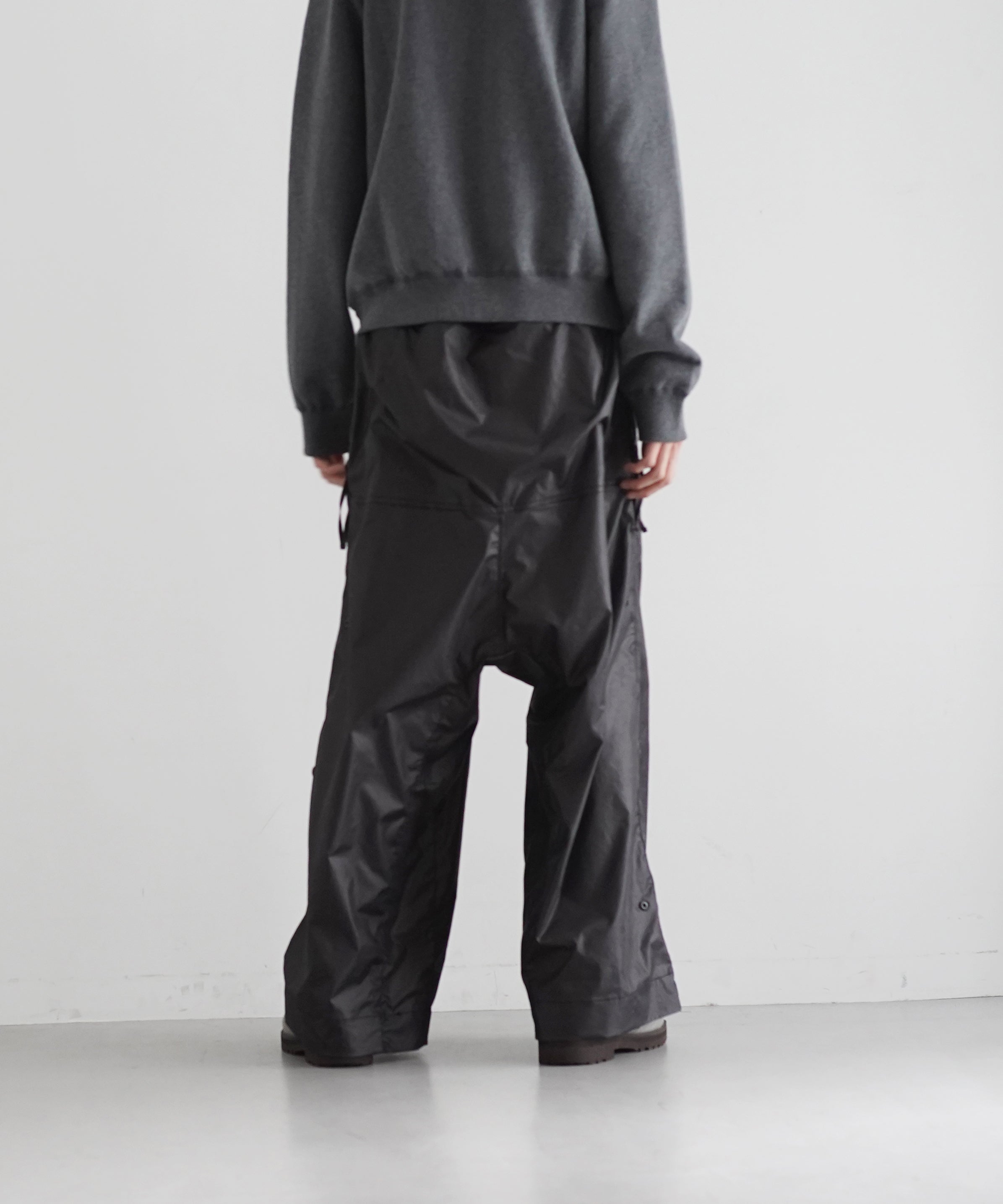 JIAN YE Guai morph pants "BLACK"