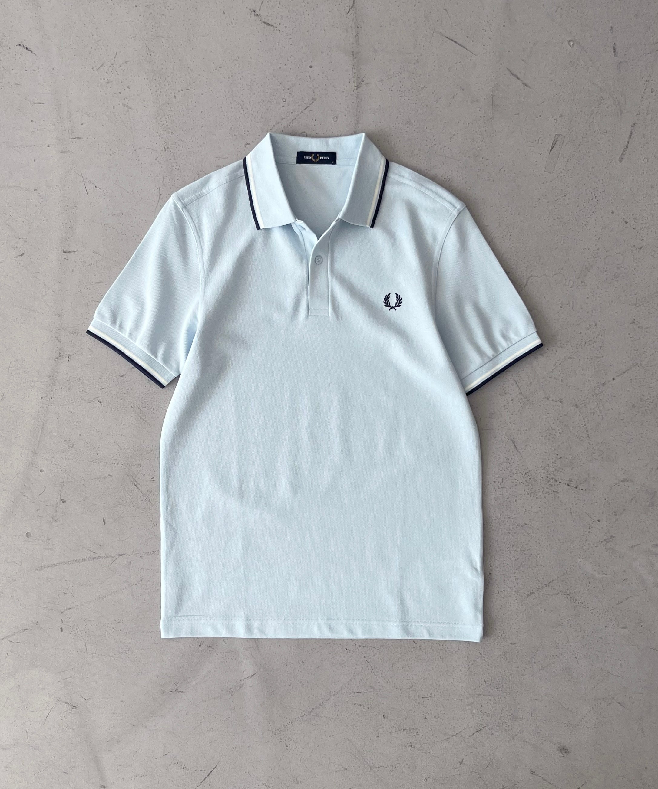 FRED PERRY Twin tipped fred perry shirt "LGIC/SWHI/TN"