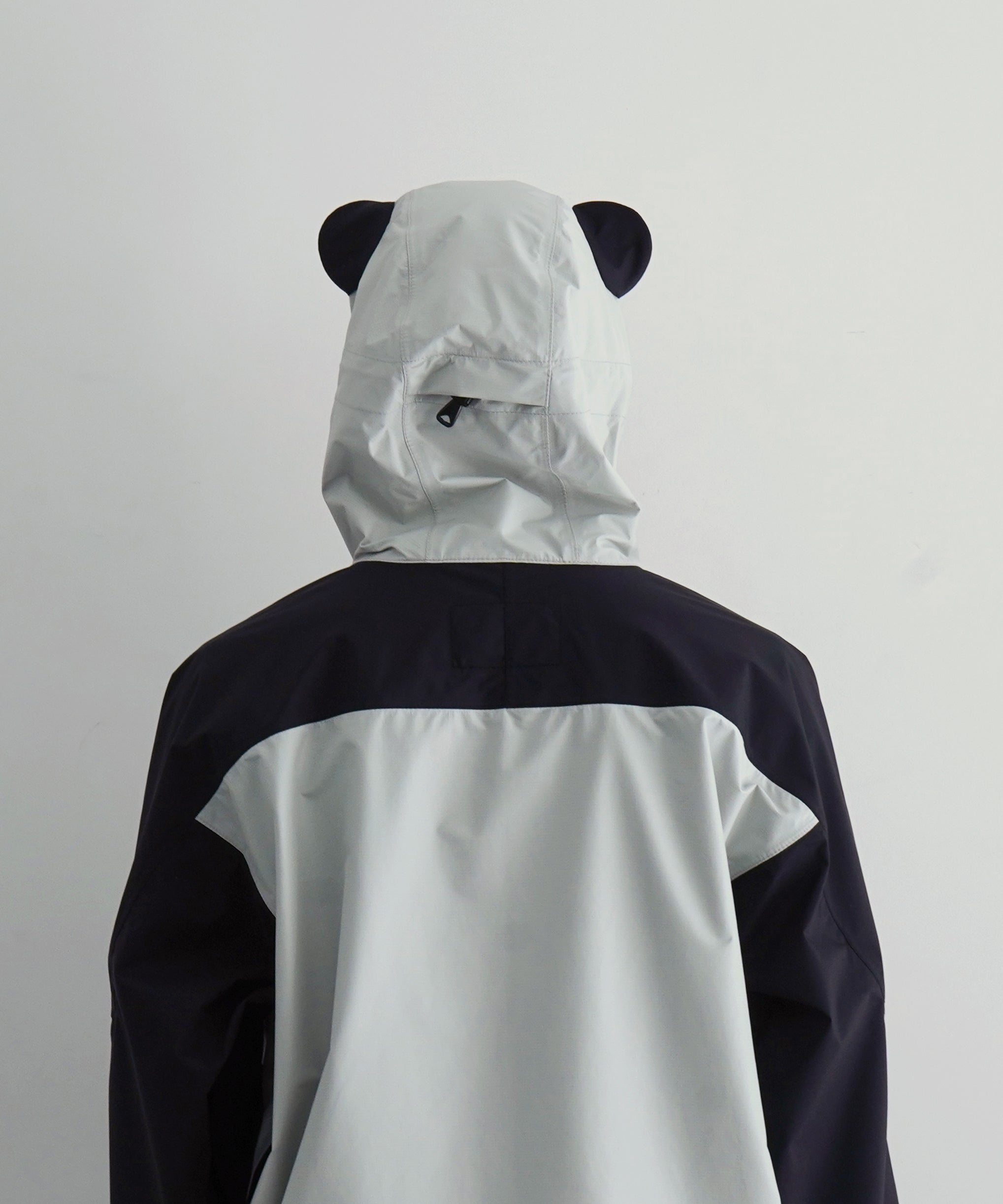PHINGERIN Cumalice shell jacket resmildiv "A:LIGHT GRAY × BLACK"