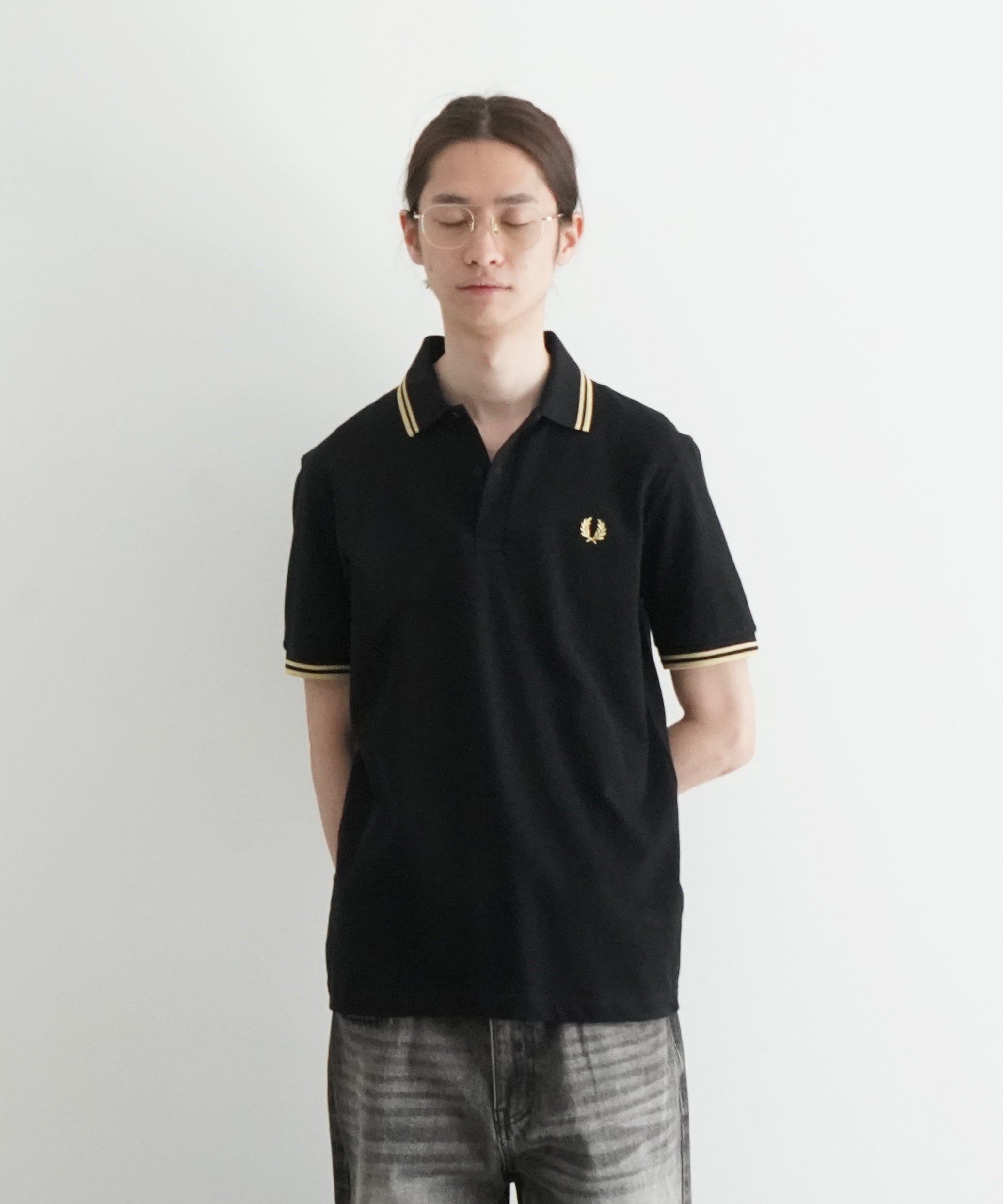 FRED PERRY Twin tipped fred perry shirt "LGIC/SWHI/TN"