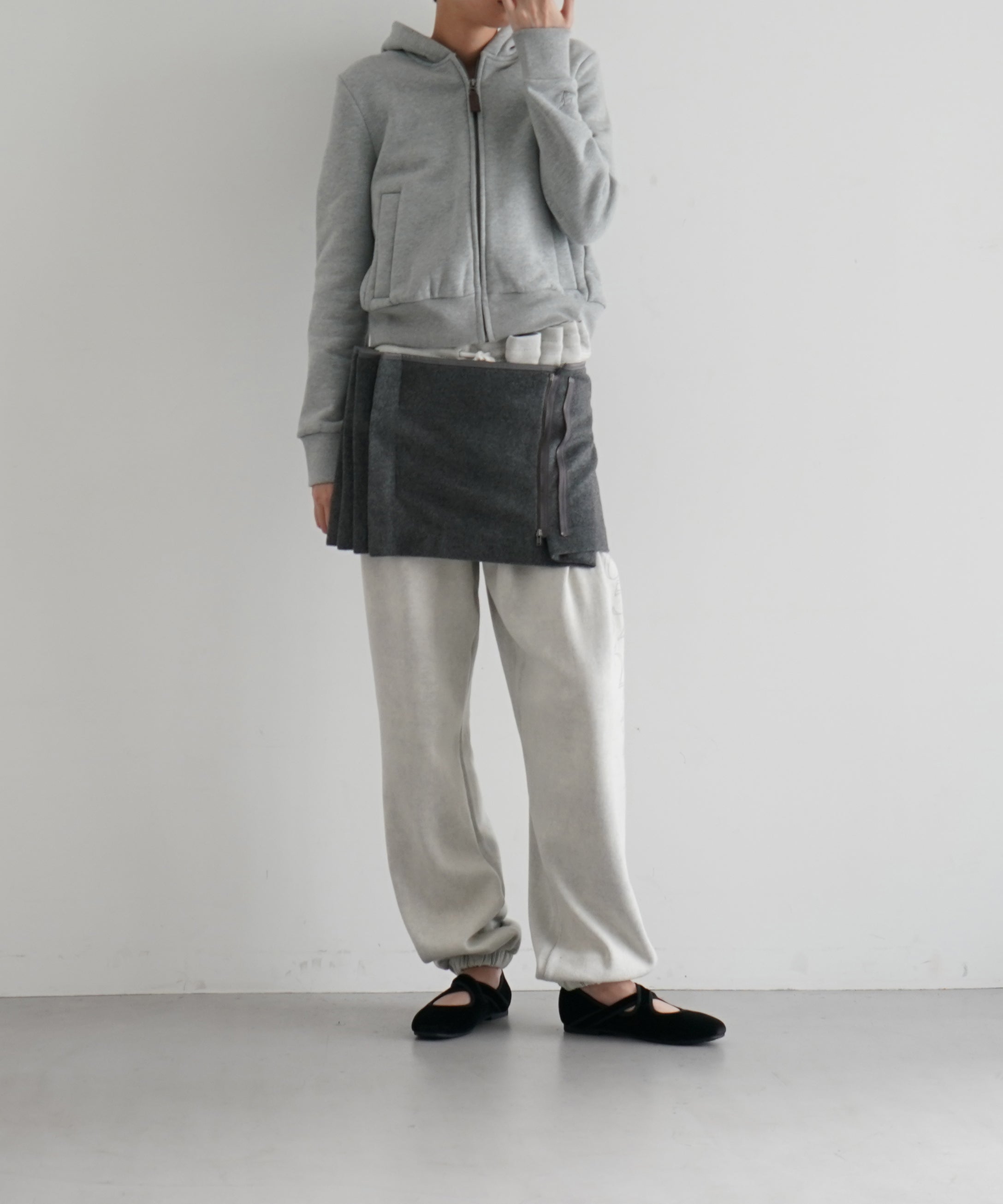 ULIKASANCTUS Curtain mini skirt "CHARCOAL"