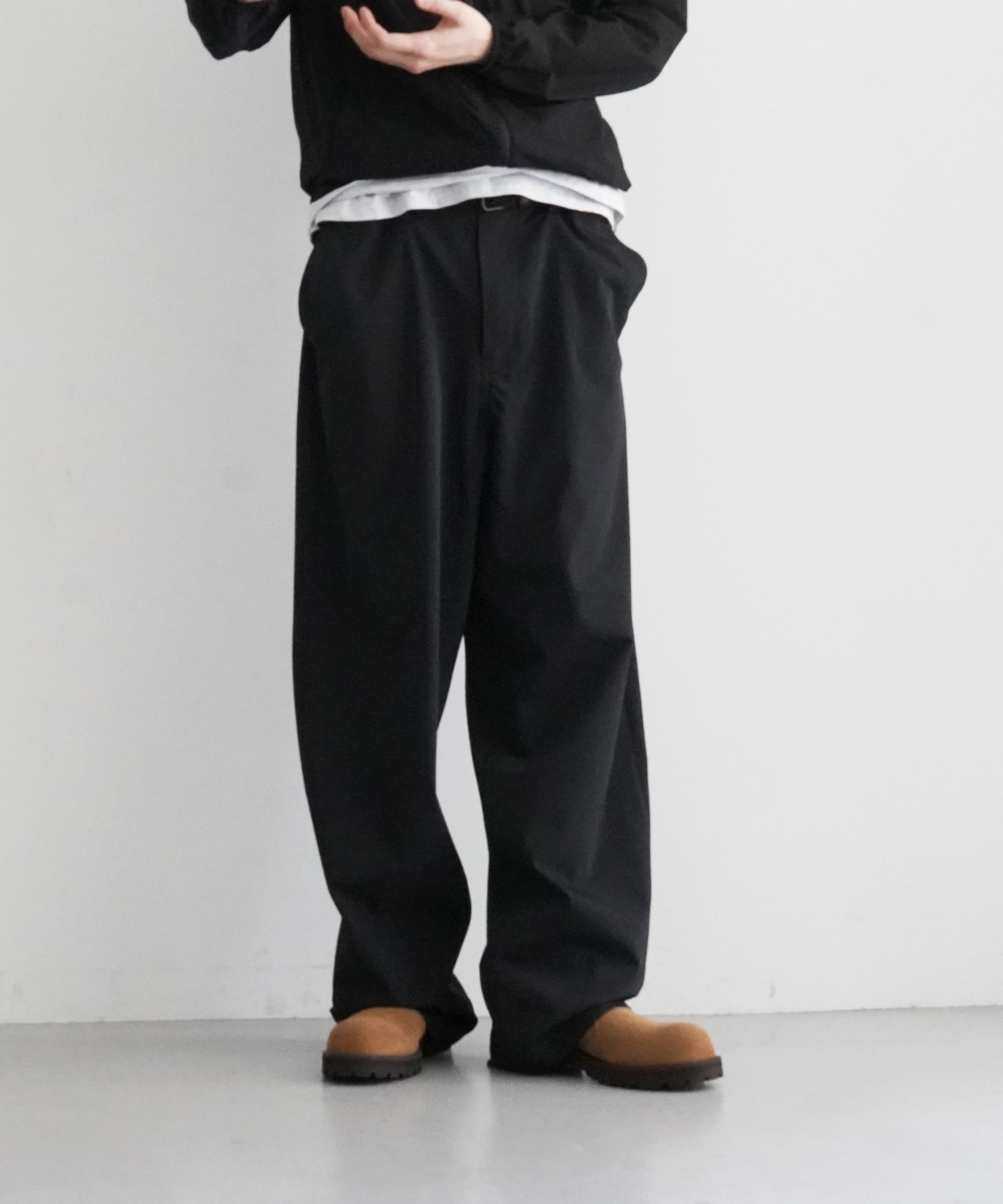 order Loose gabardine pants "BLACK"