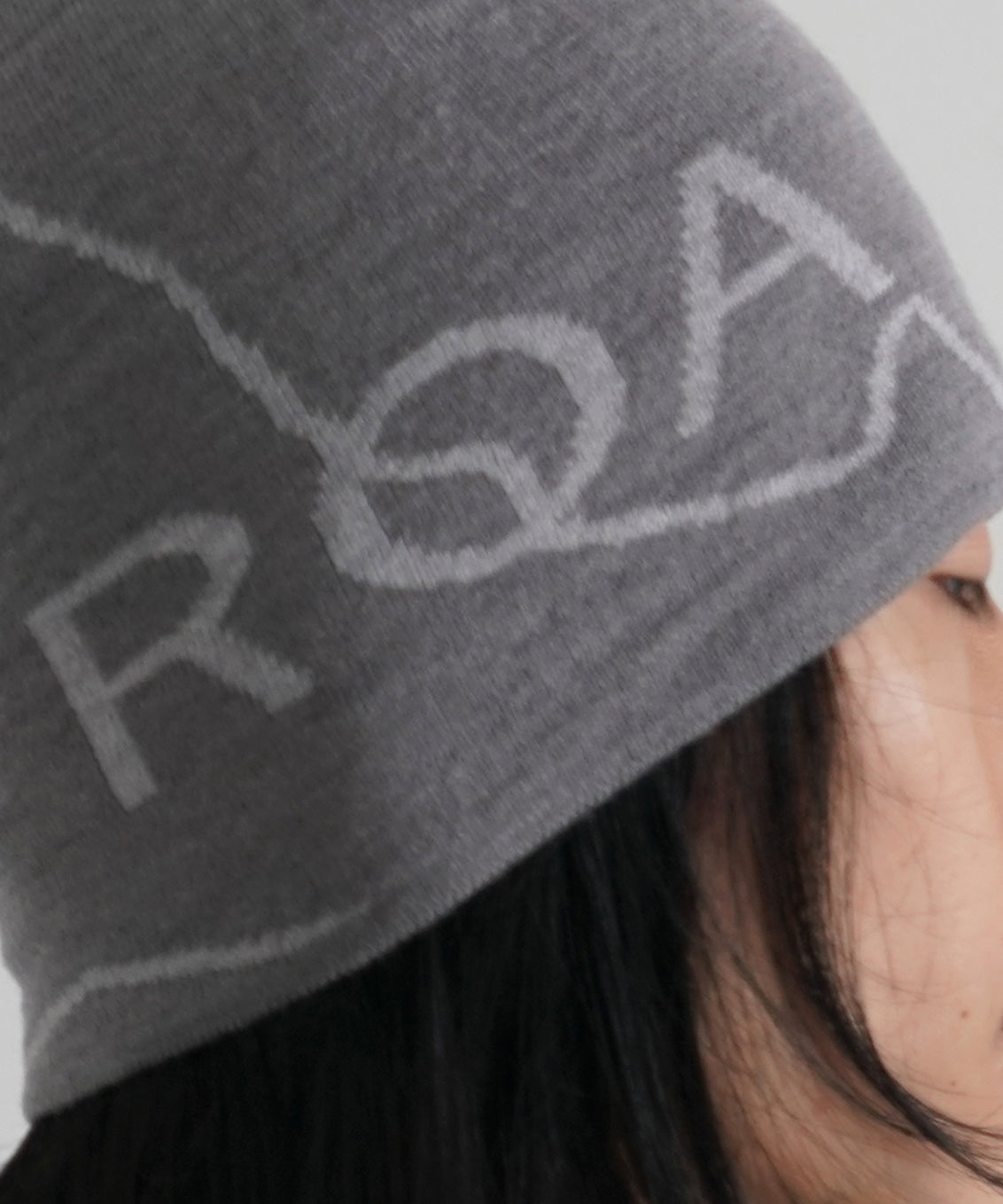 ROA Logo wool beanie "GREY"