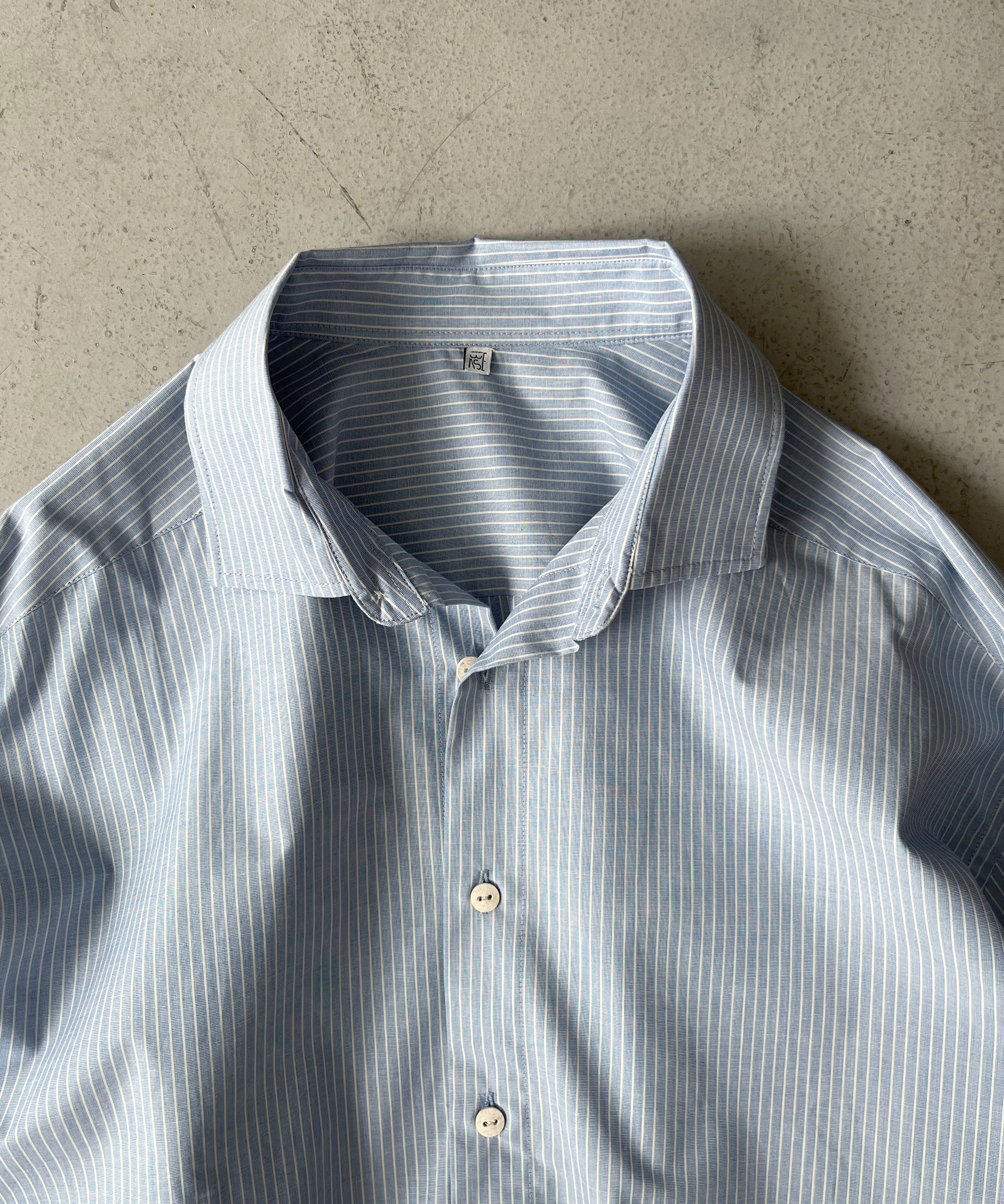 Baserange Claude shirt "BLUE STRIPE"