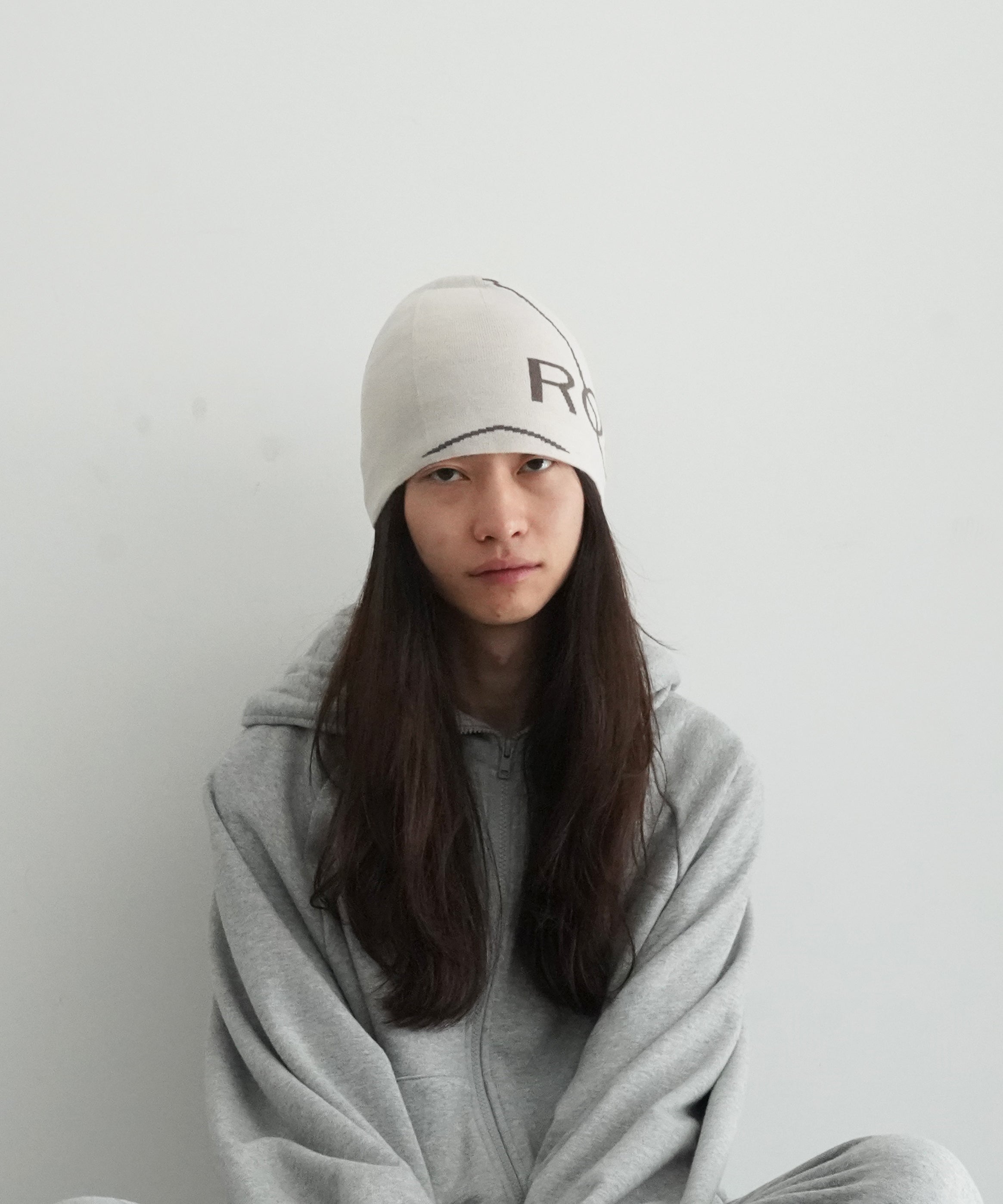 ROA Beanie logo "IVORY"