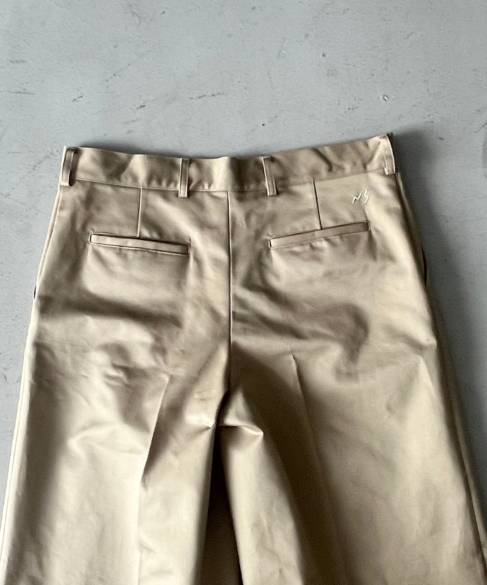 【EXCLUSIVE】NEONSIGN Triple-twisted wide pants "DUSTY KHAKI"