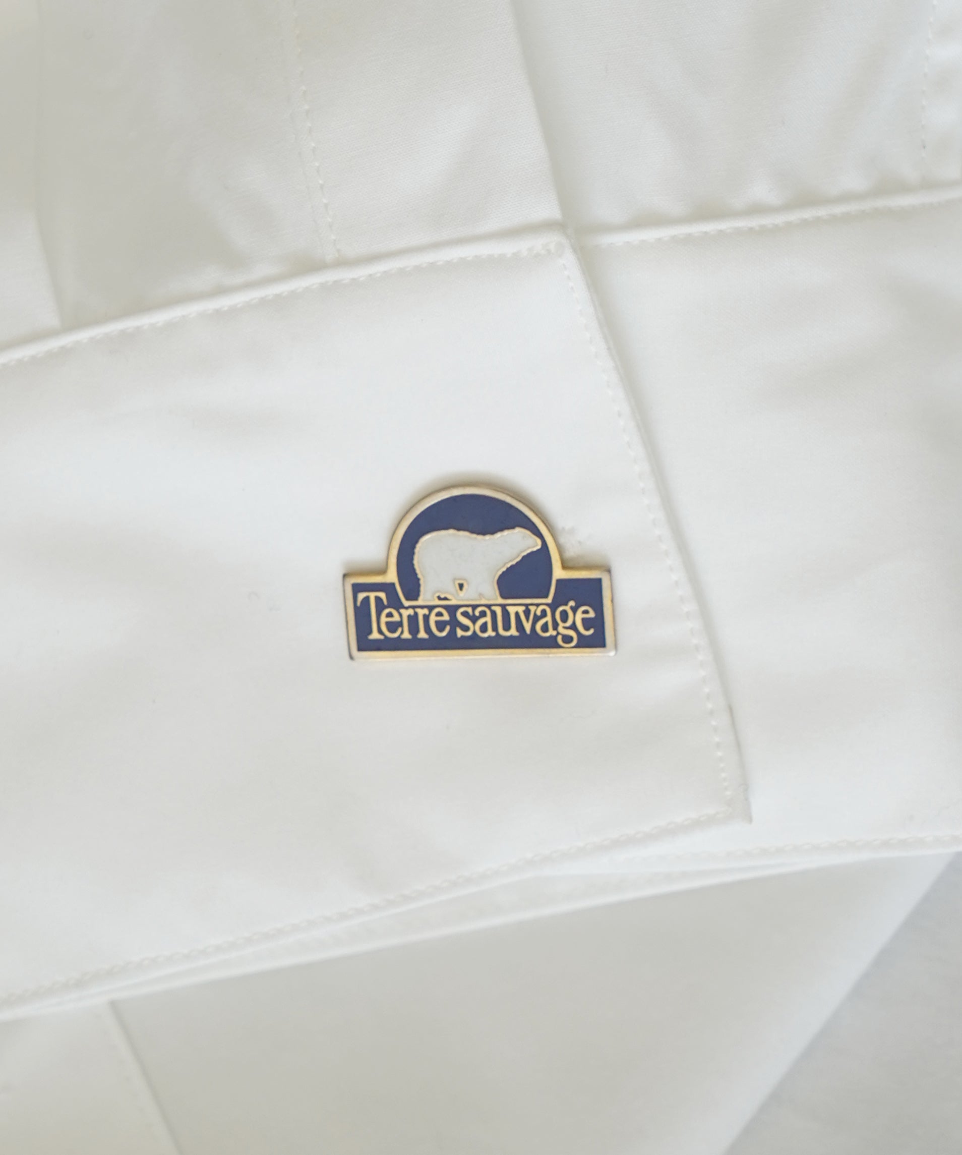 ISSUETHINGS 26a/102-c1-00 "WHITE"
