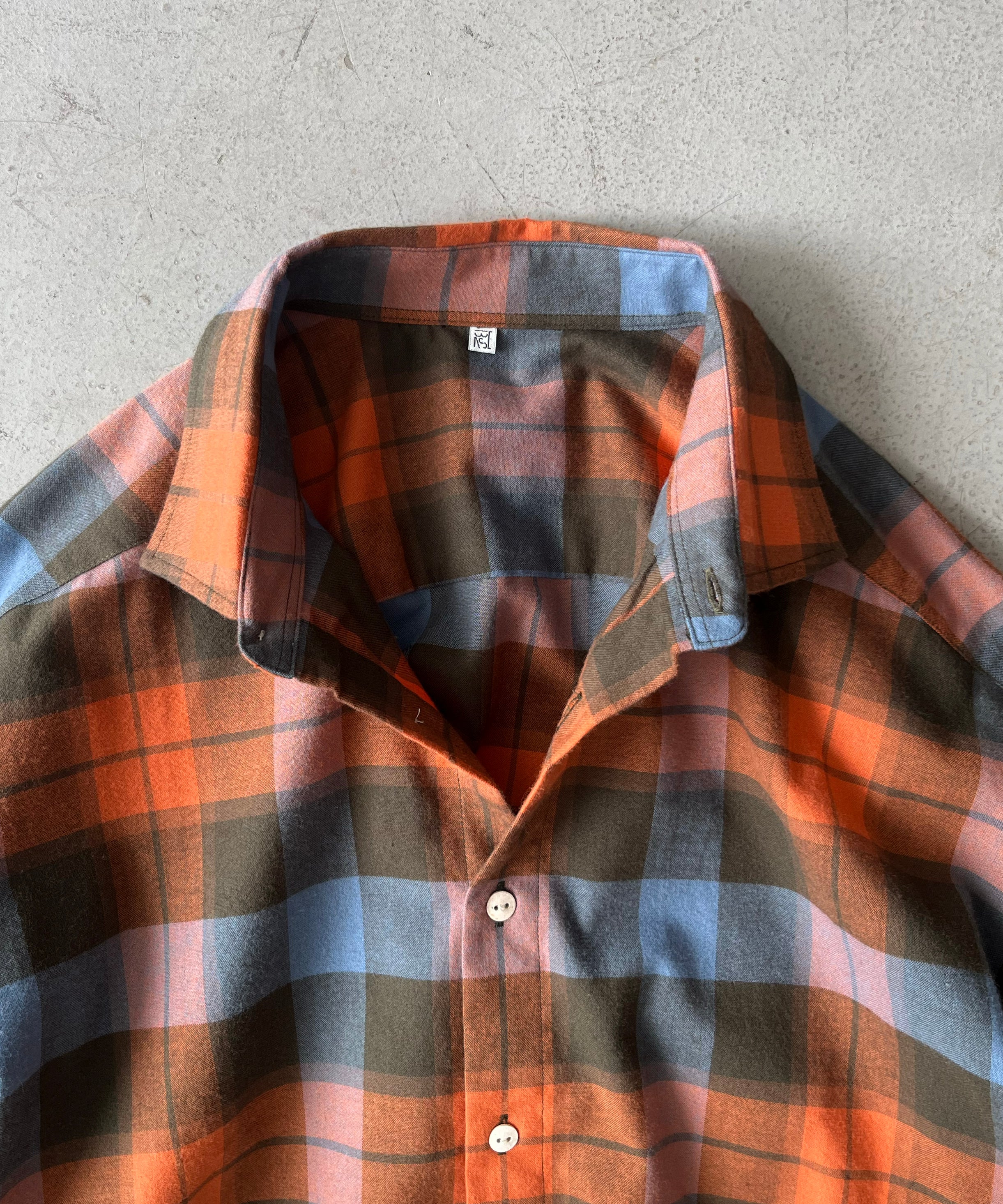 Baserange Claude shirt "FRAME PLAID"