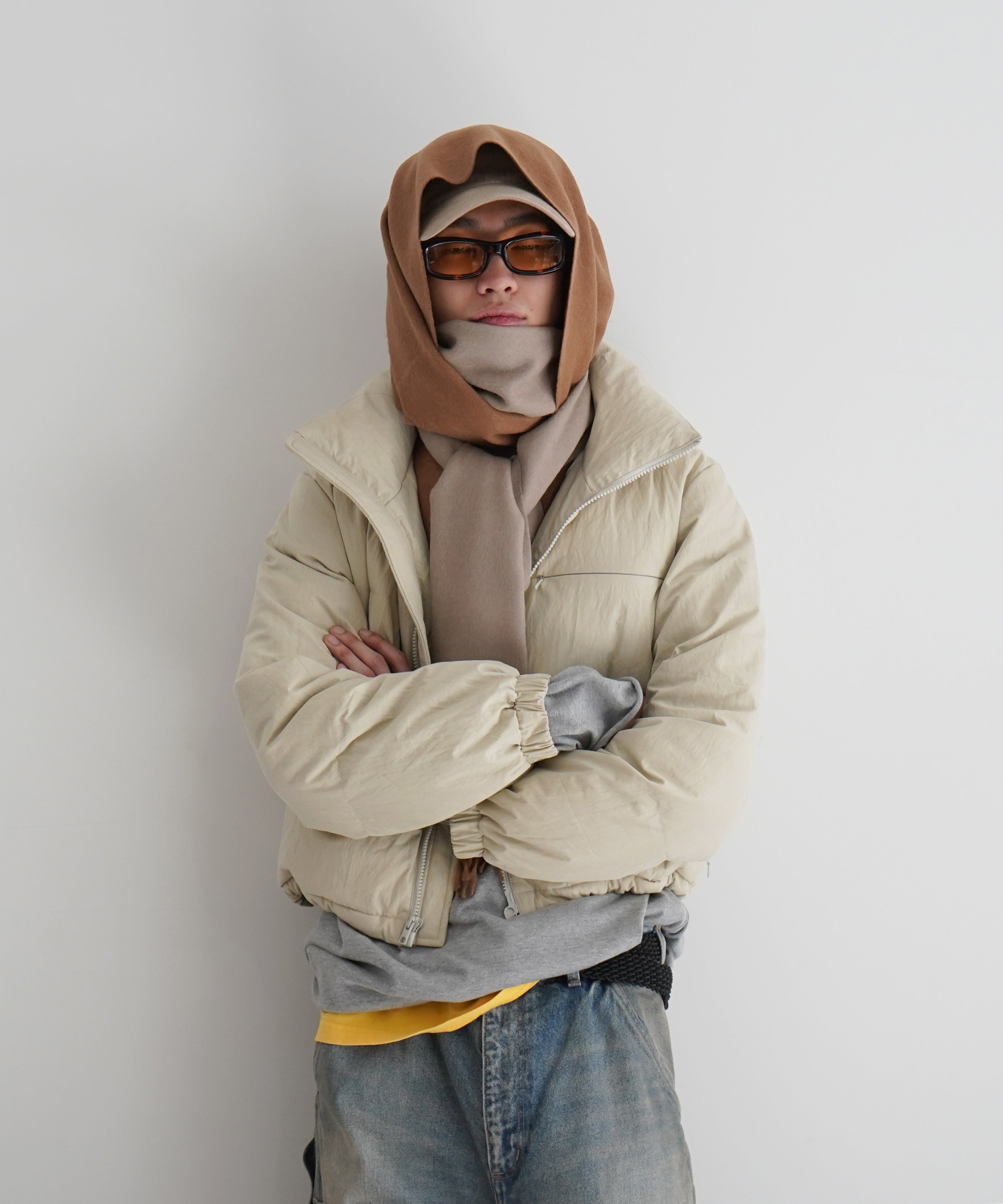 The Inoue Brothers Brushed scarf "CAMEL"