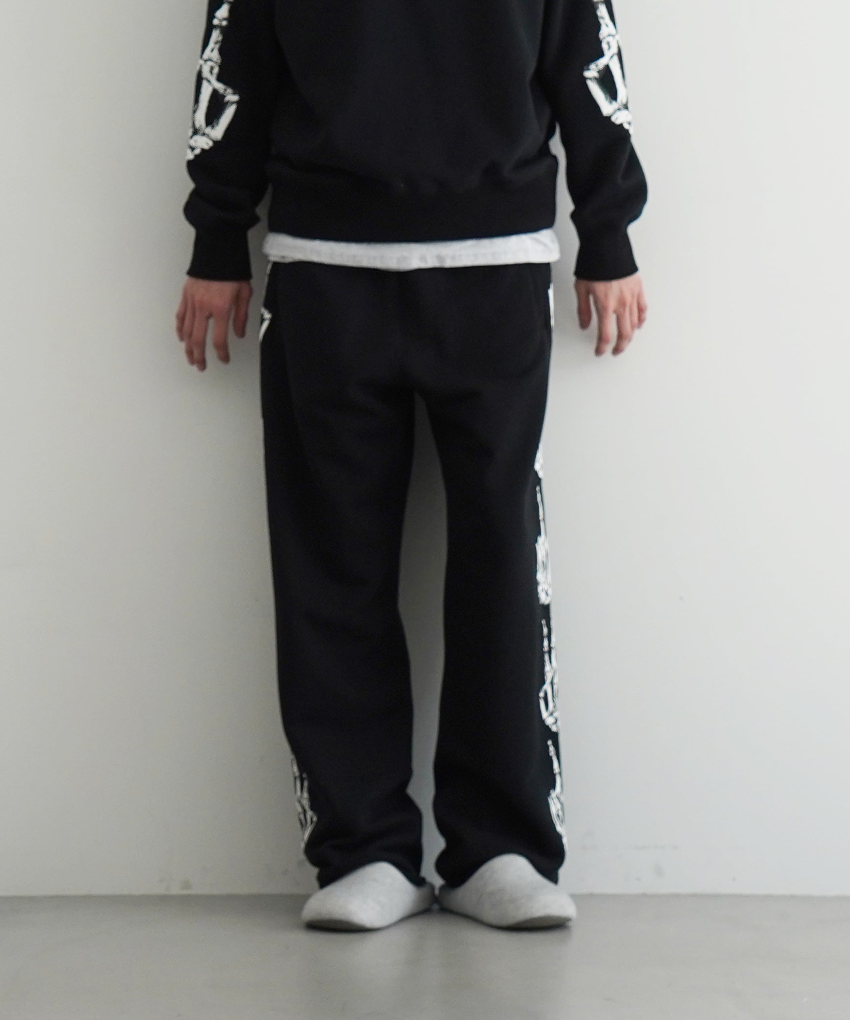 ensou. Peace sweatpants "BLACK"