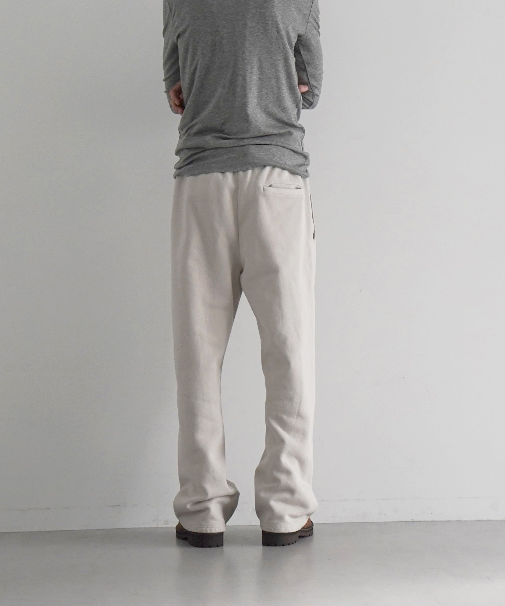 entire studios Straight leg sweatpant "OFF WHITE"