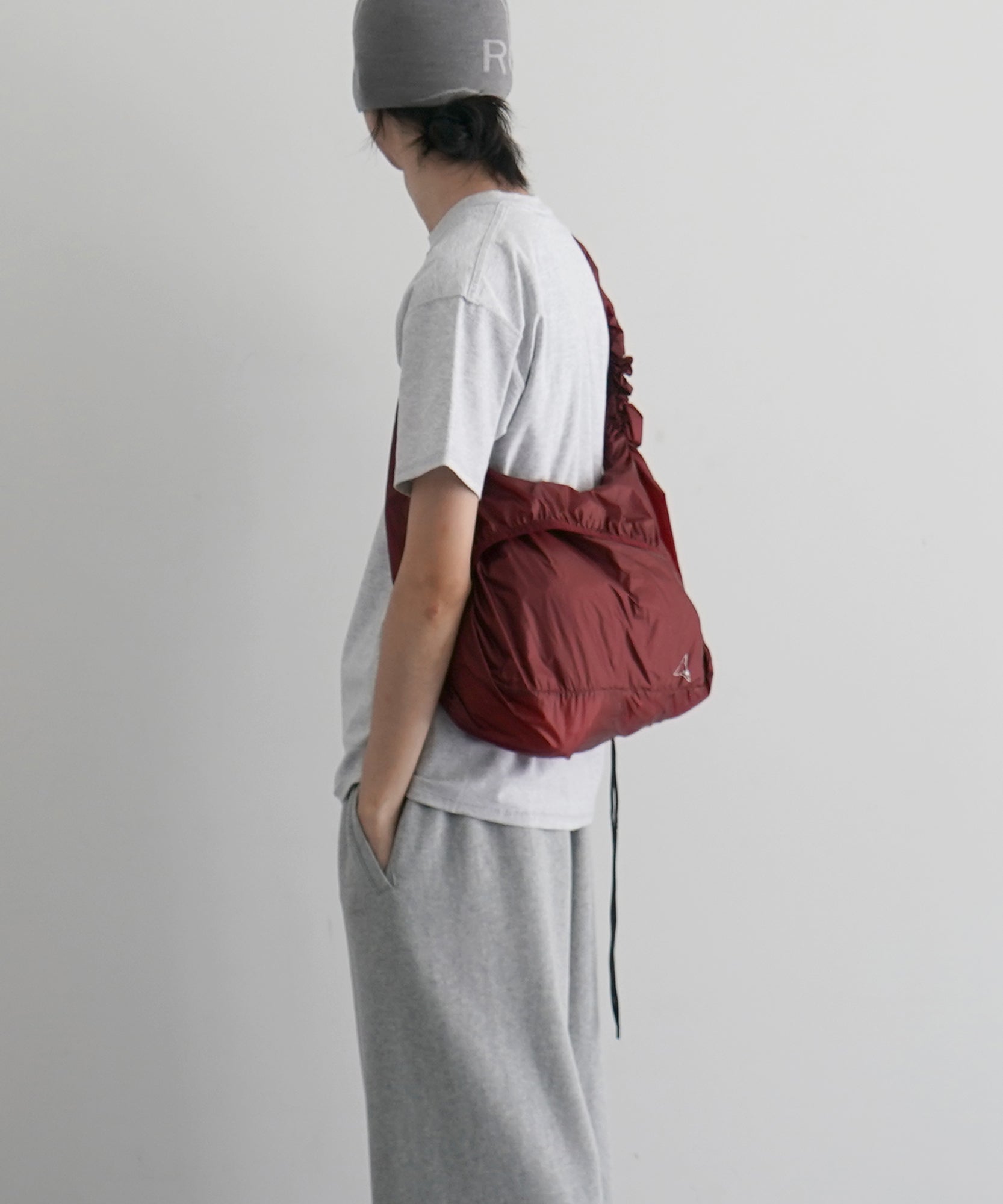 ROA Laki packable knot bag "BLACK"