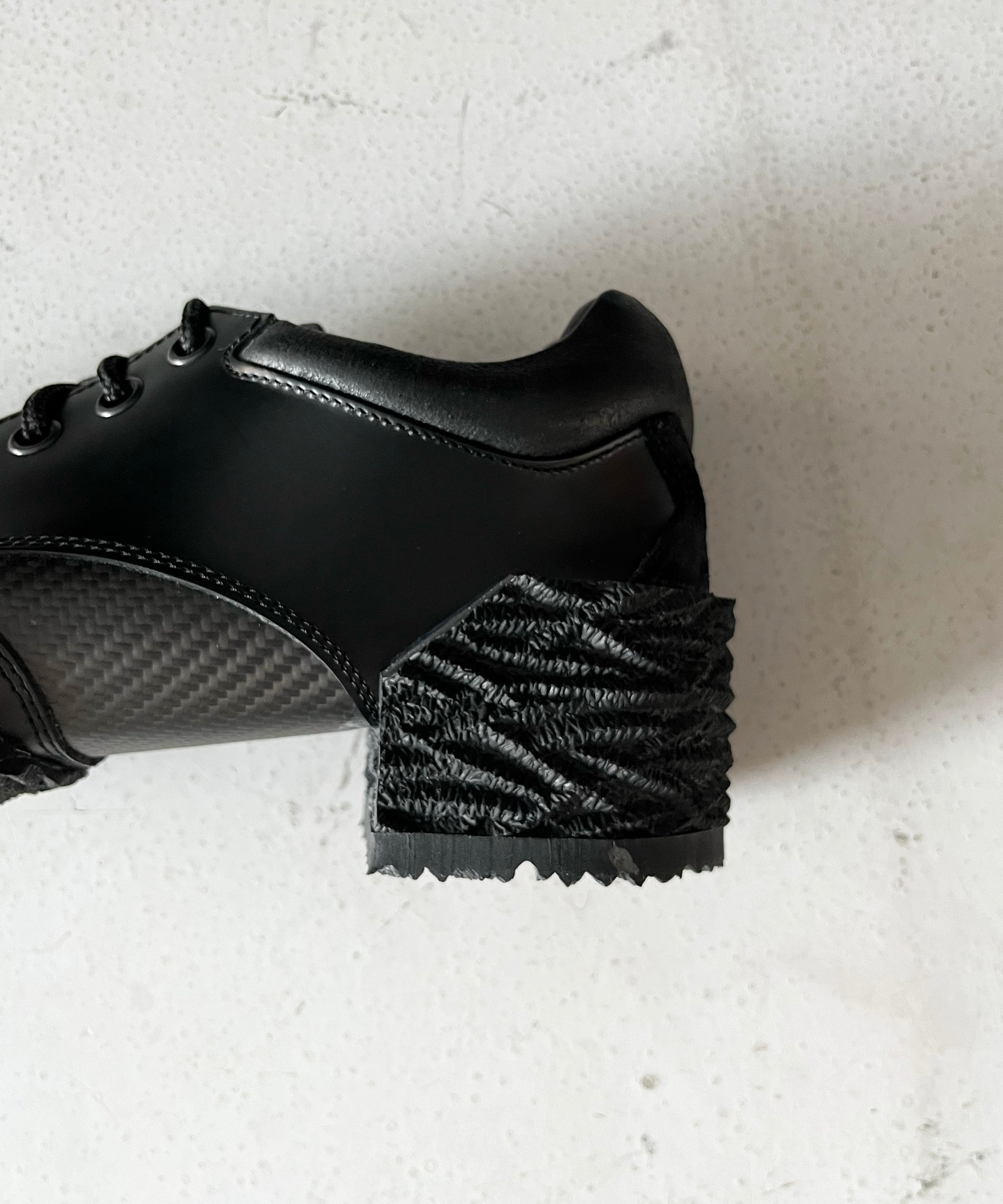 MIDORIKAWA RYO Carbon boots short "BLACK"