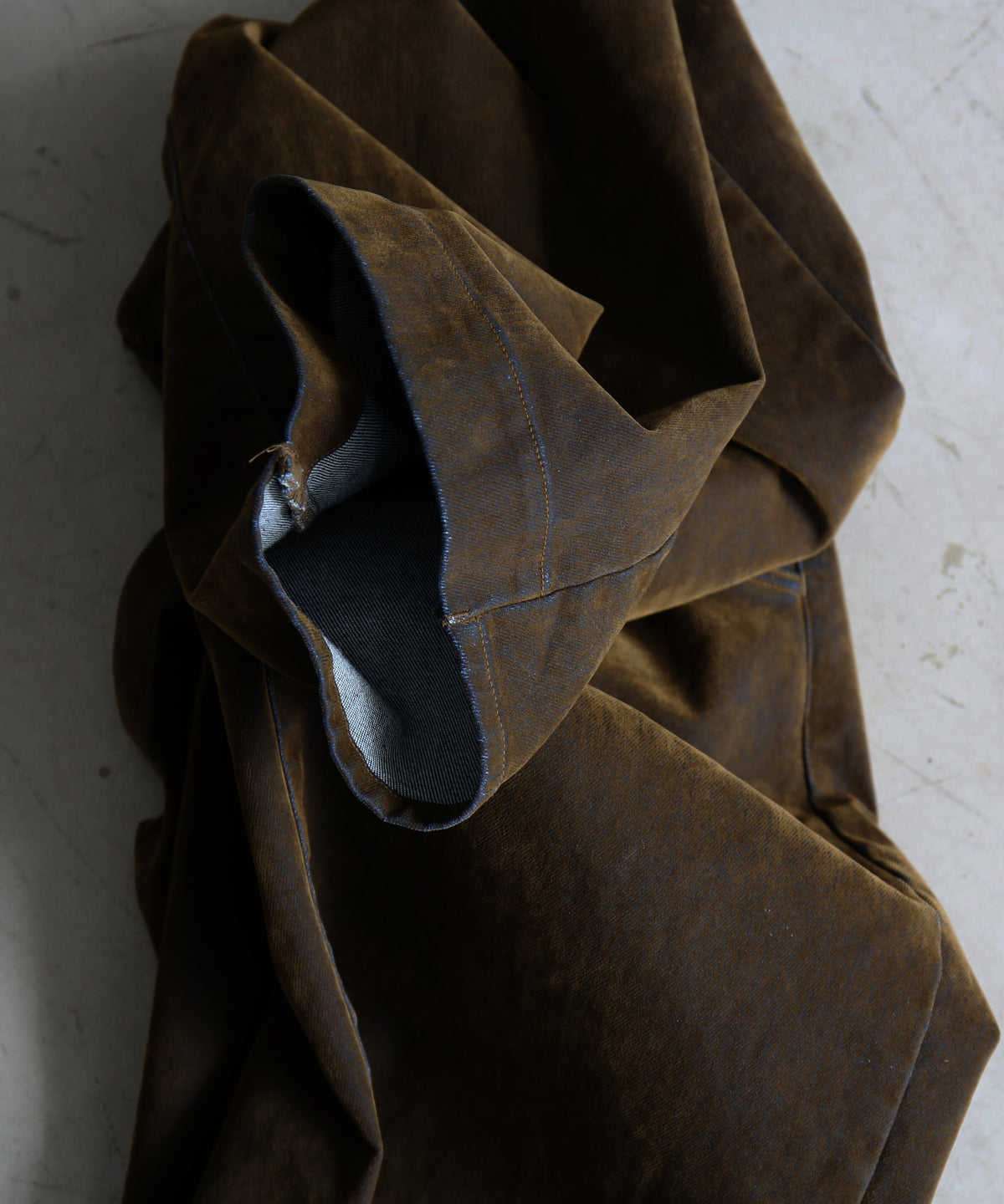 VOAAOV Pigment Cupro 5-pocket pants "CAMEL"